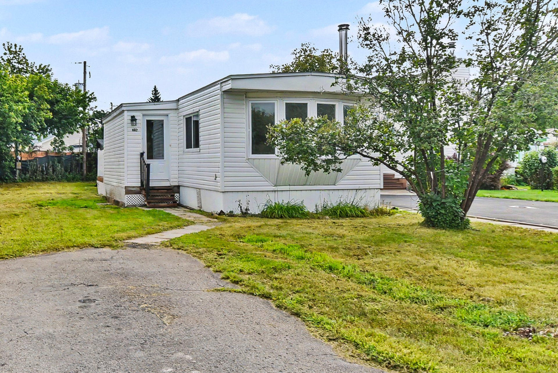 MLS: 19819408
