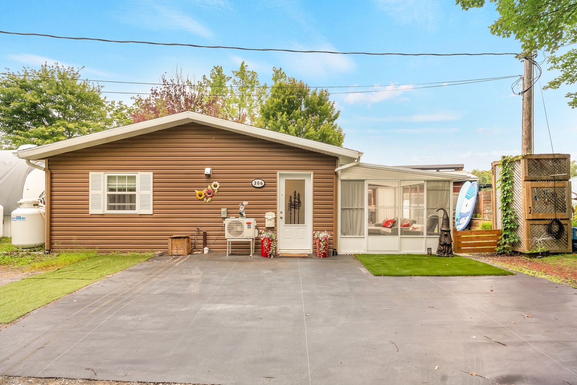 MLS: 19285600