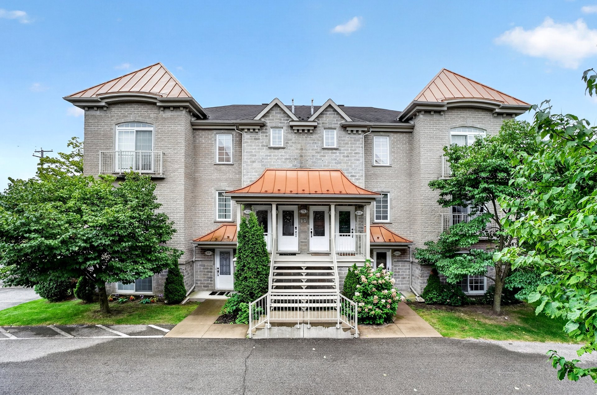MLS: 12290573