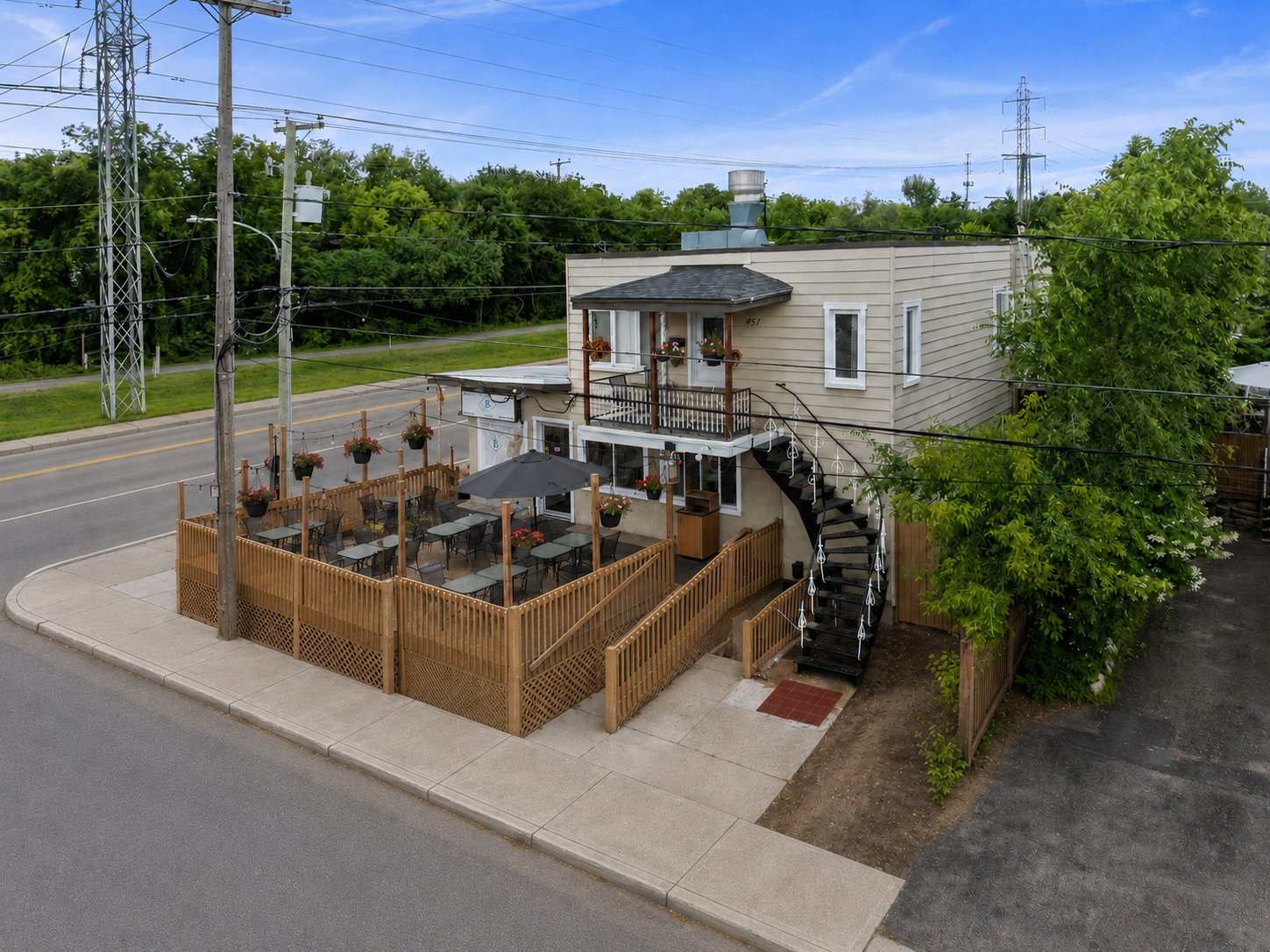 MLS: 17035773