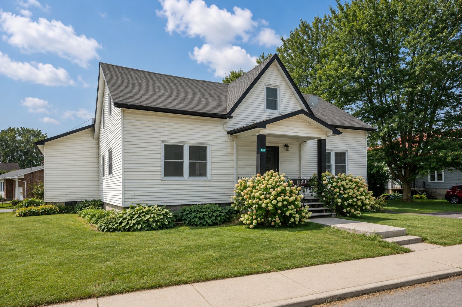 MLS: 18500628