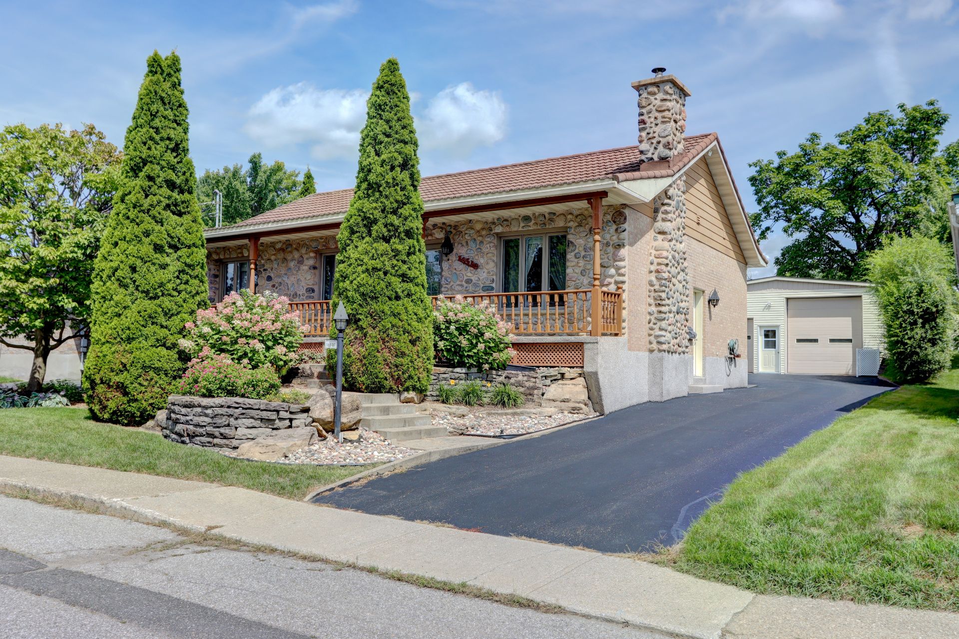 MLS: 9864532