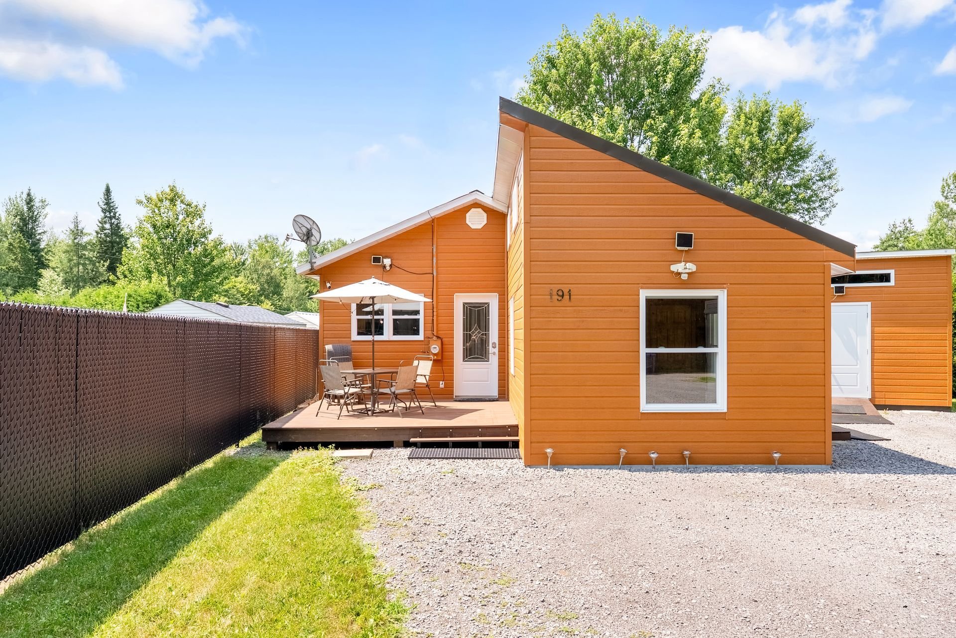 MLS: 15968653