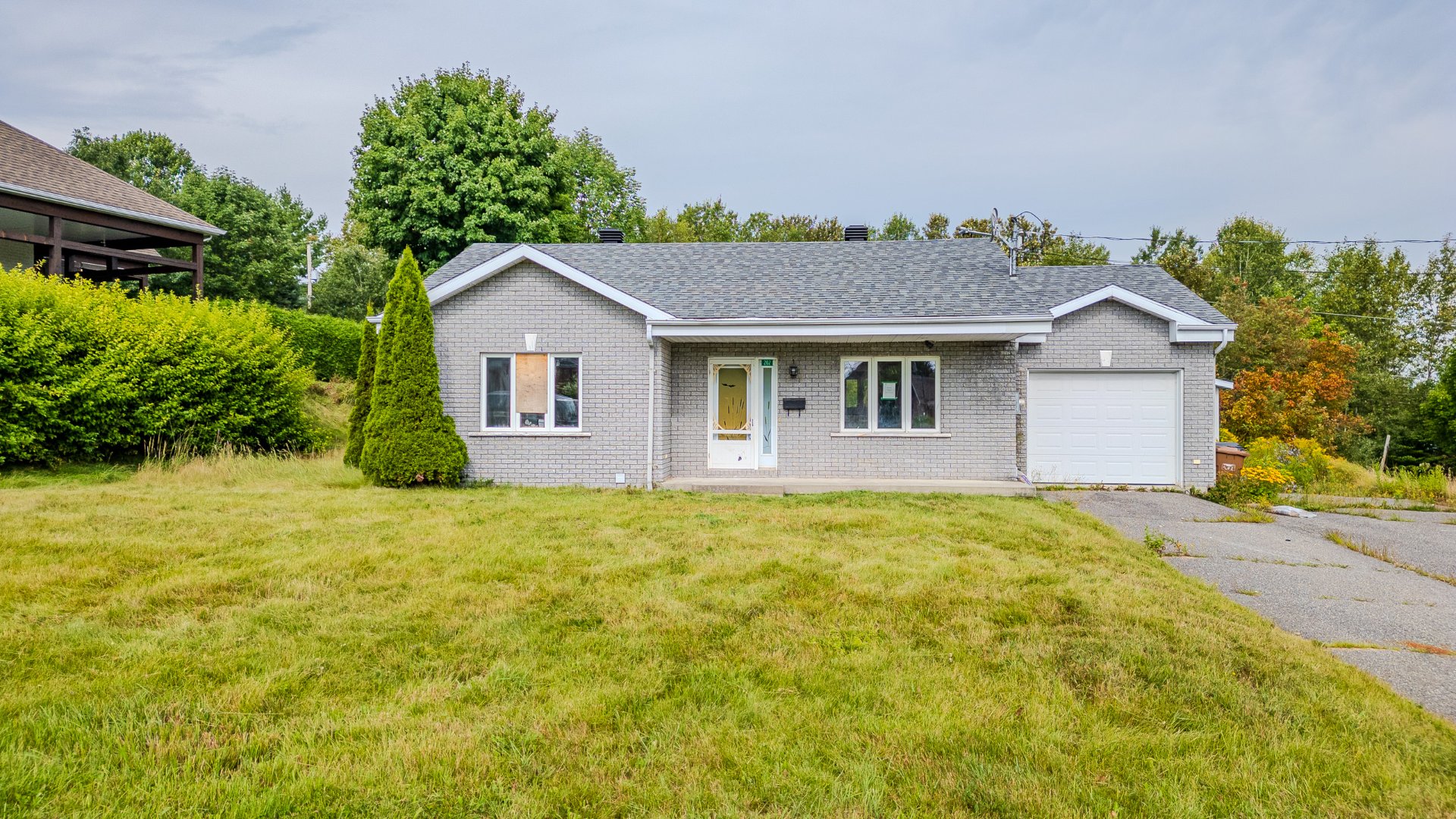 MLS: 17720607