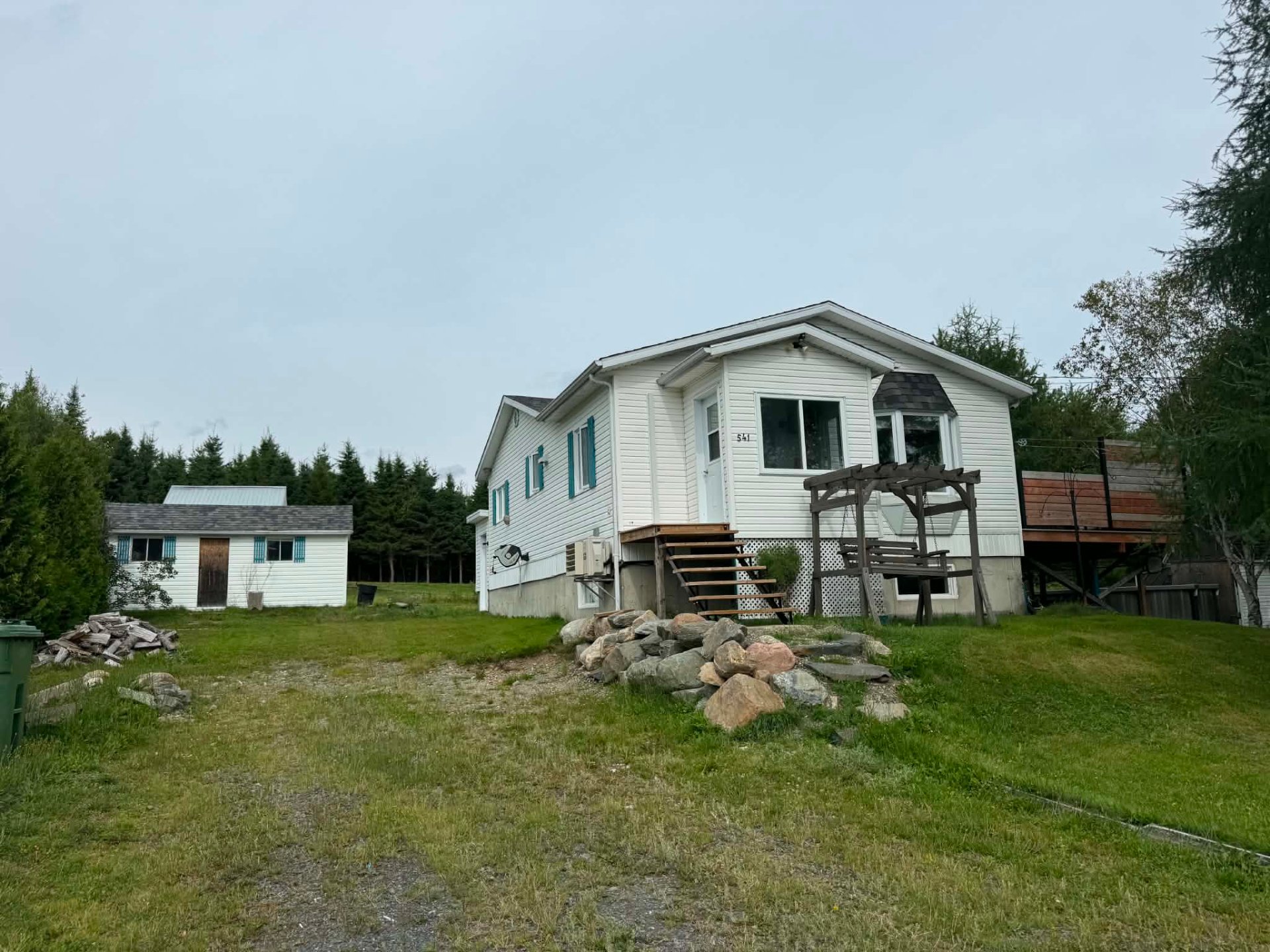 MLS: 15400033
