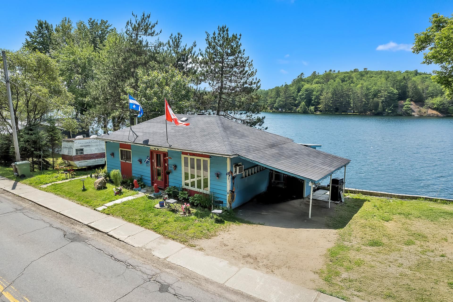MLS: 16530829