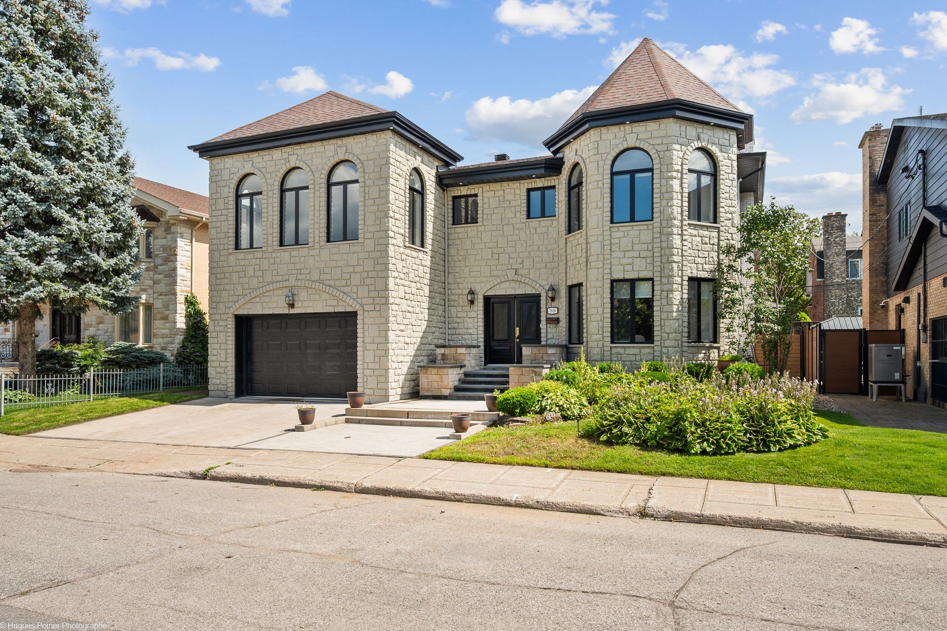 MLS: 20892500