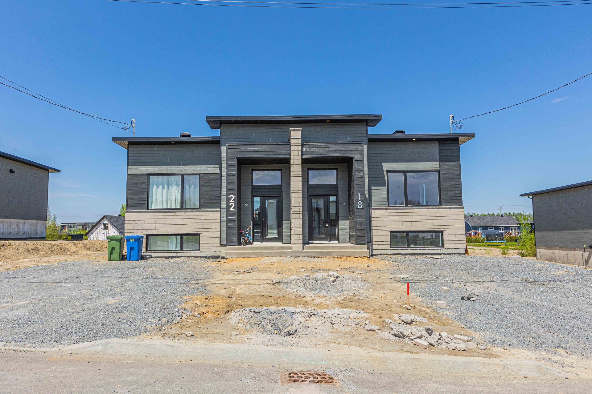 MLS: 28401357