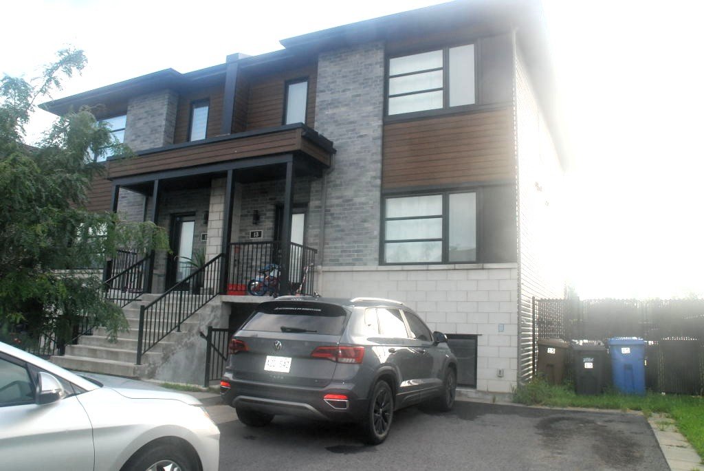 MLS: 25543235