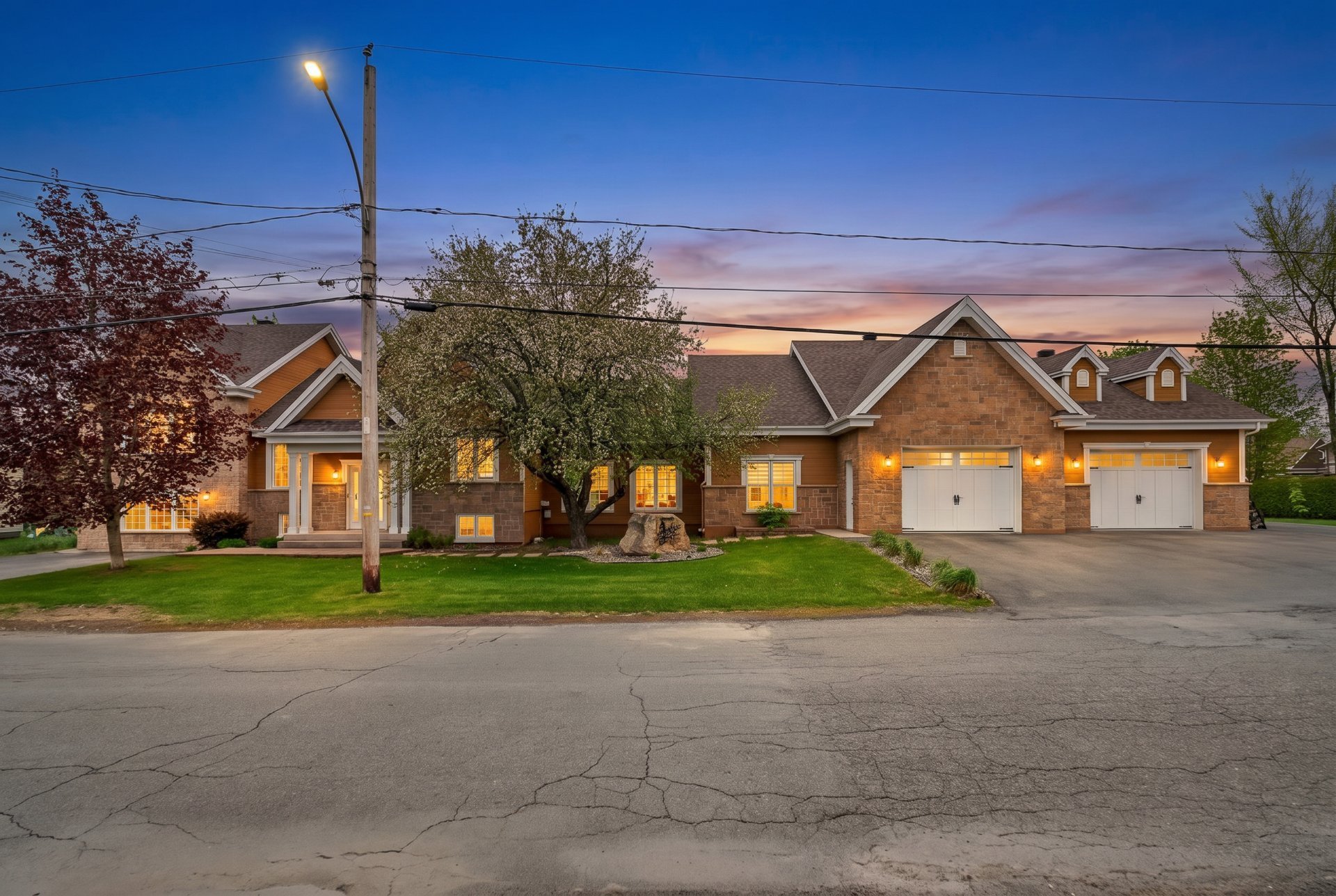 MLS: 19284073