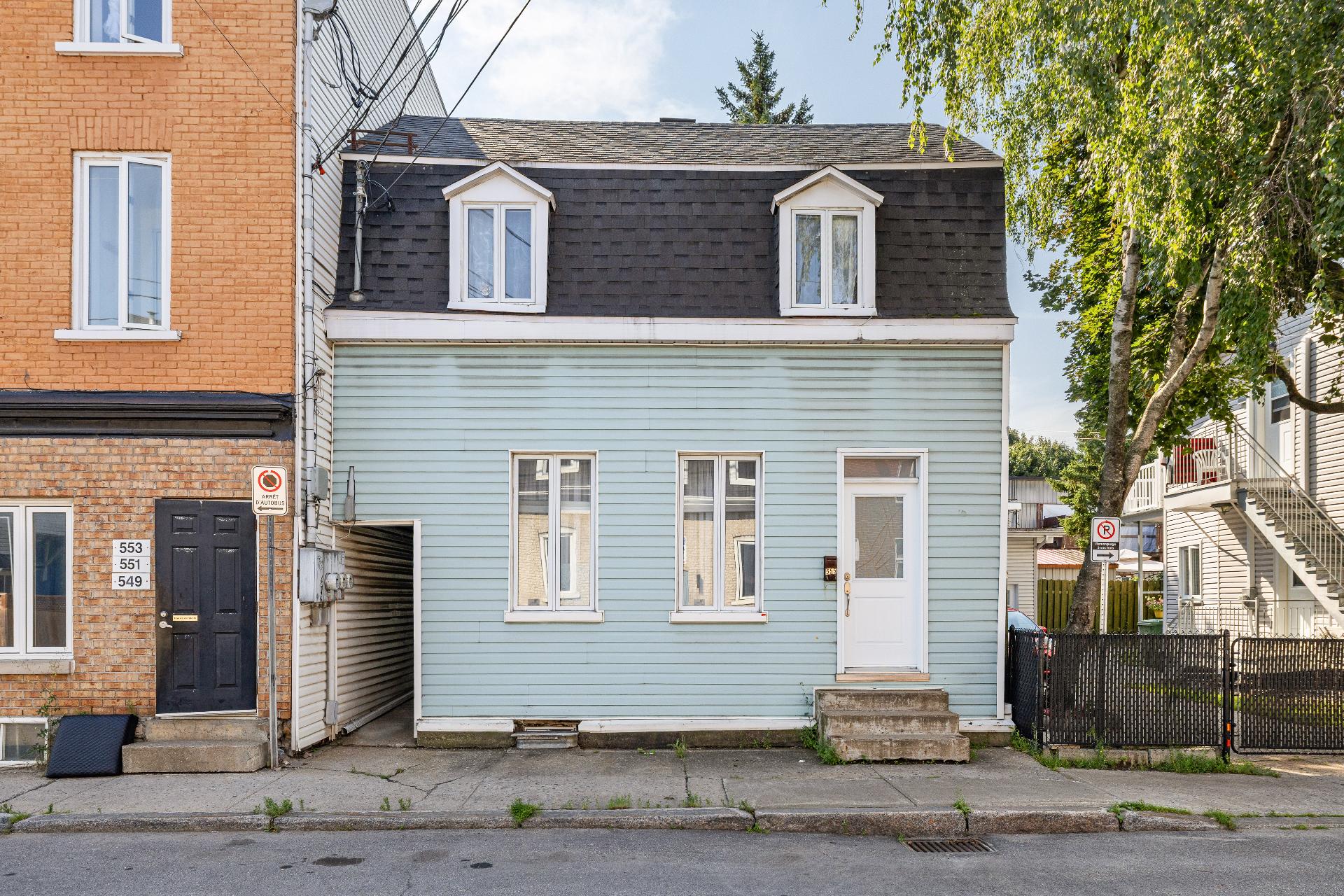 MLS: 25469318