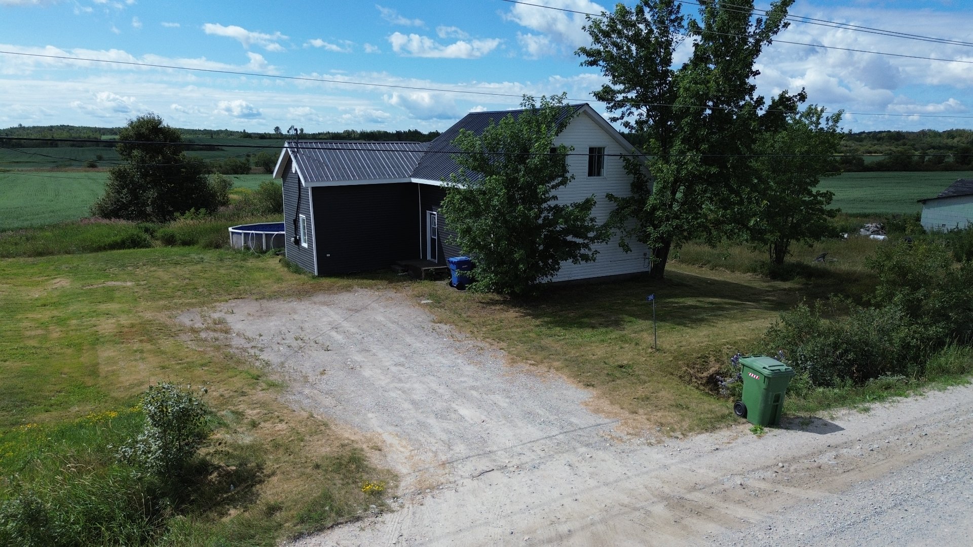 MLS: 15639973
