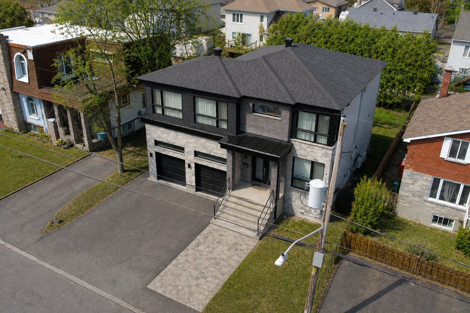 MLS: 27574545