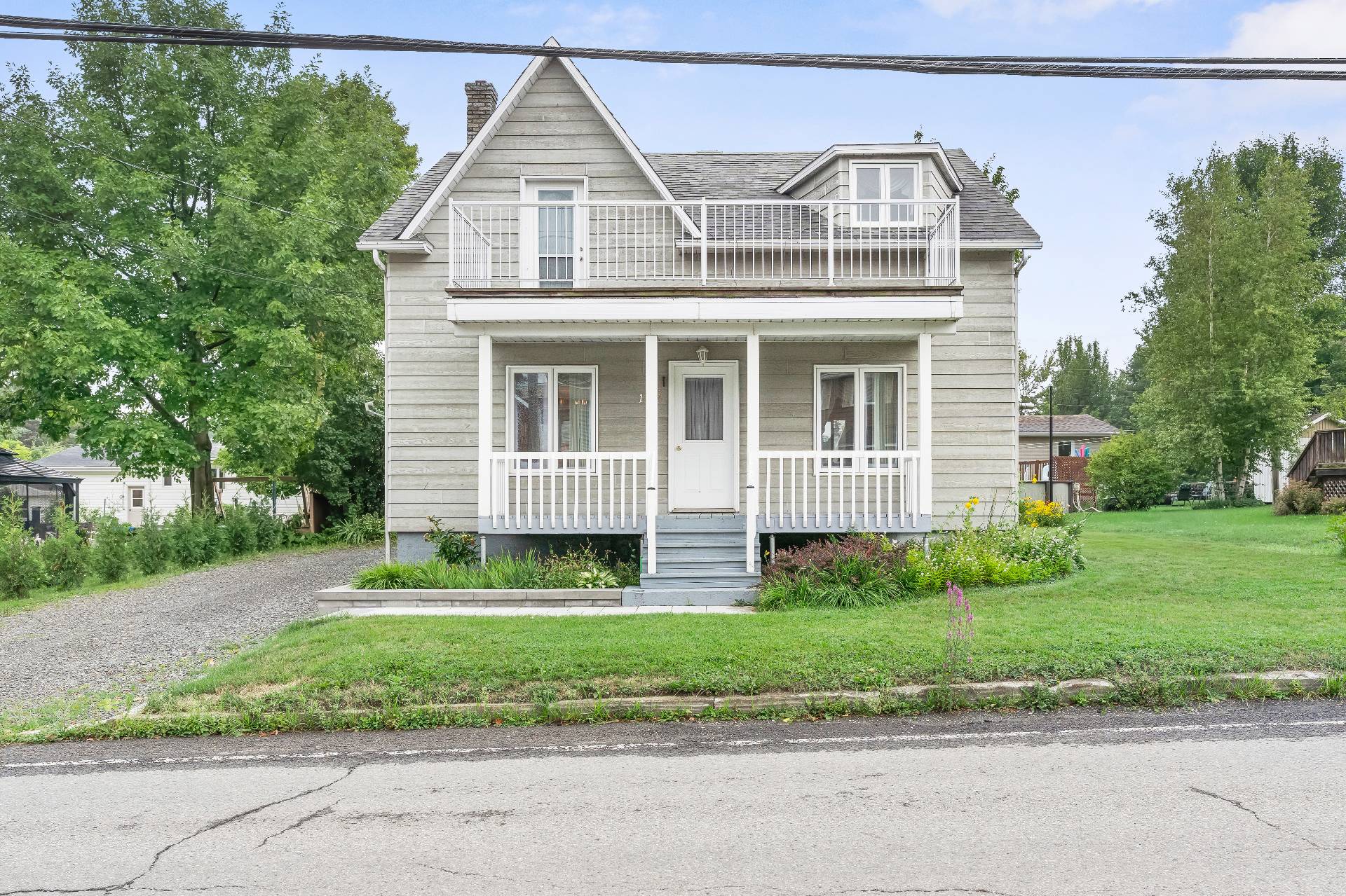 MLS: 15248442