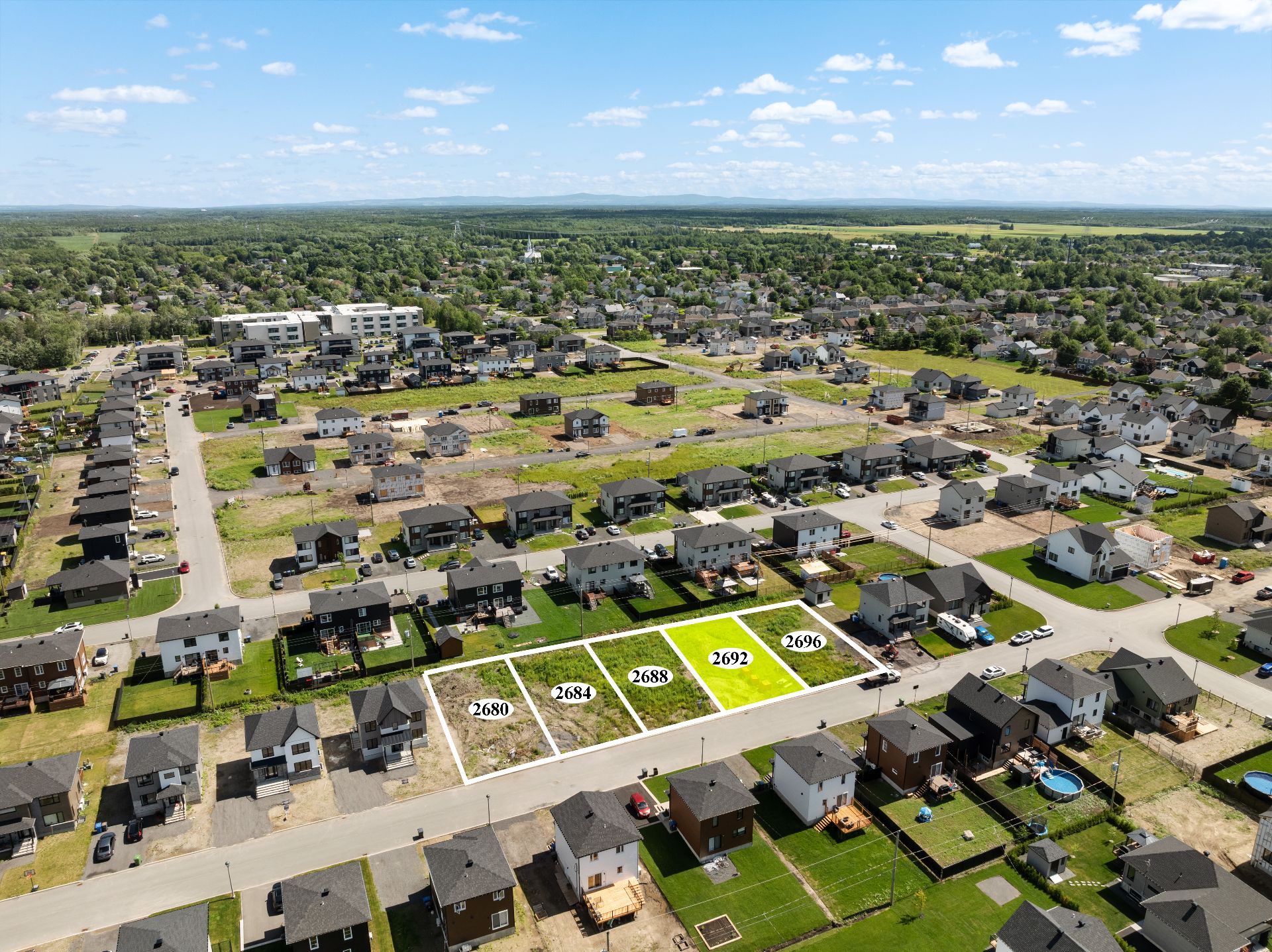 MLS: 22891205