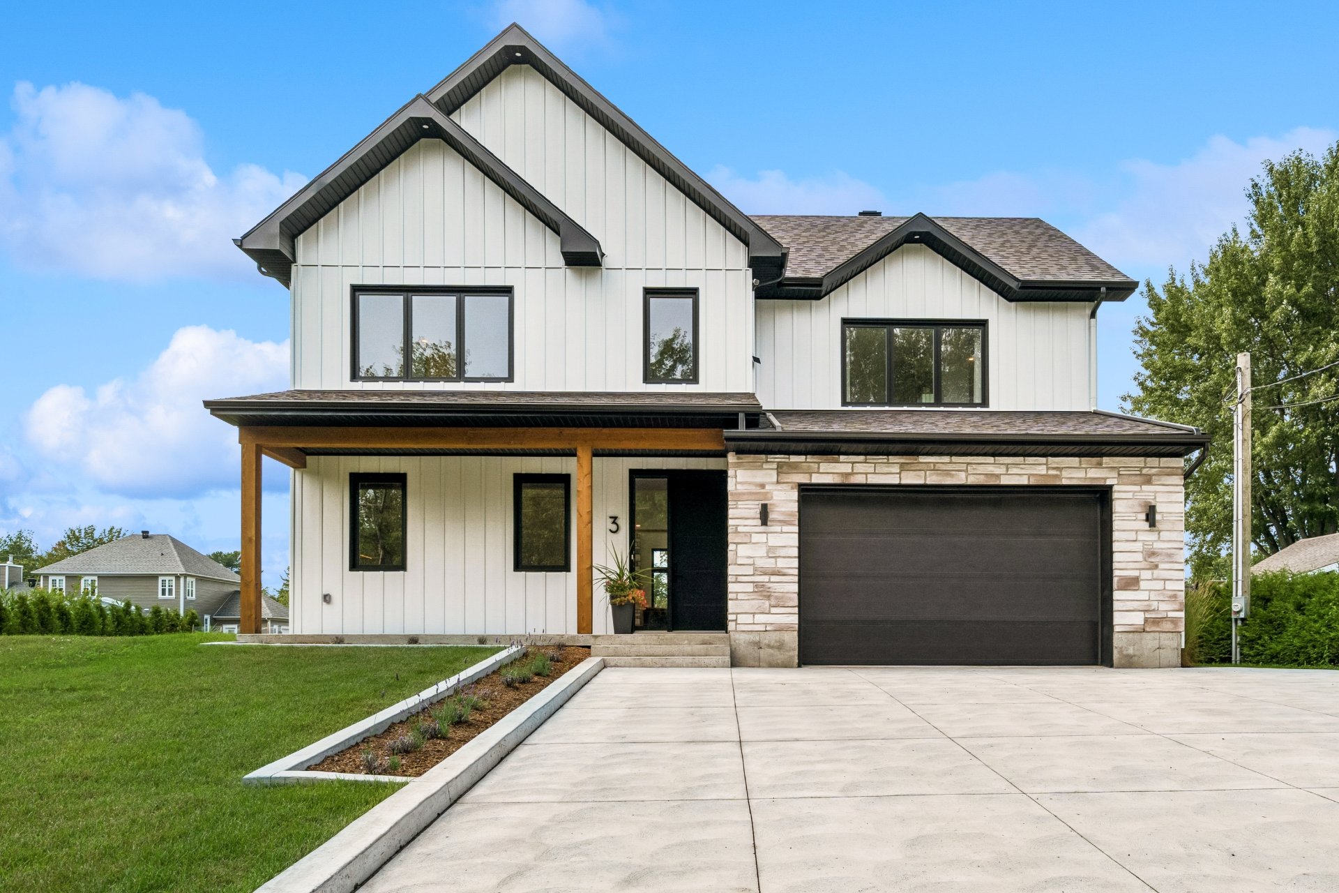 MLS: 15939025