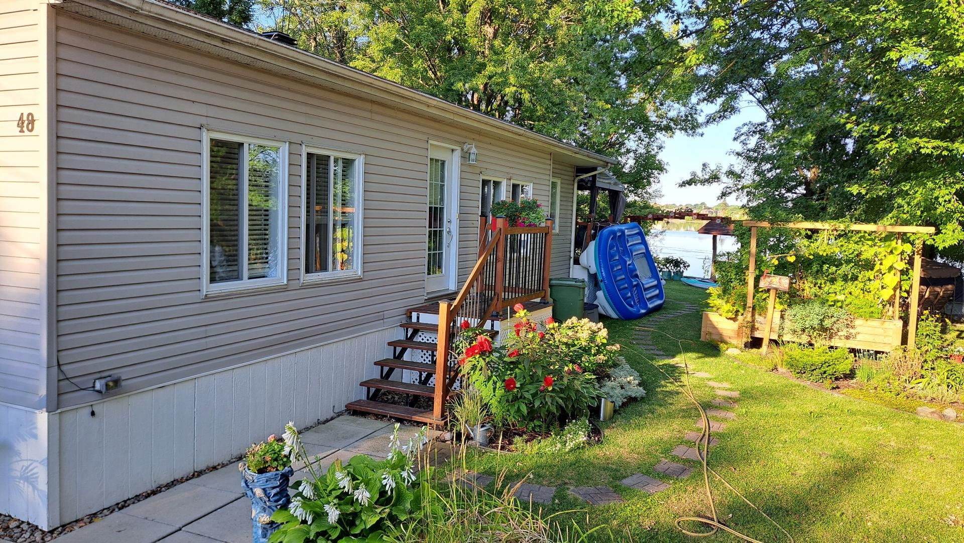MLS: 14405606