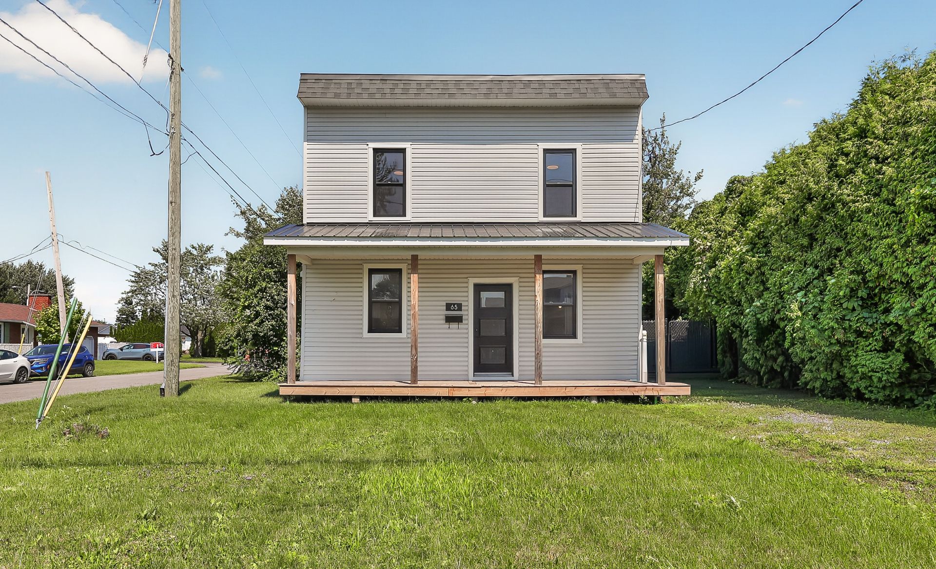 MLS: 24684860