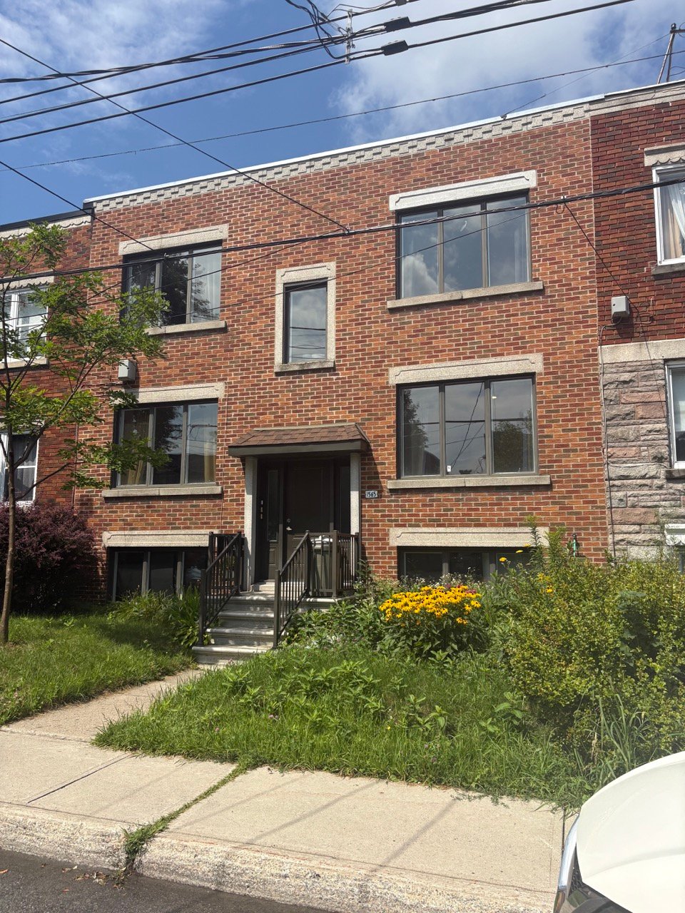 MLS: 25864754