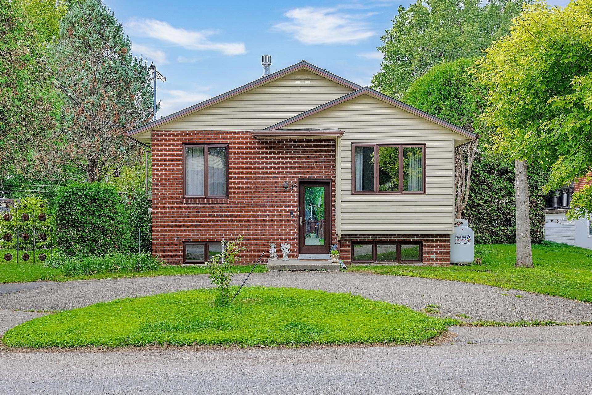 MLS: 11796083