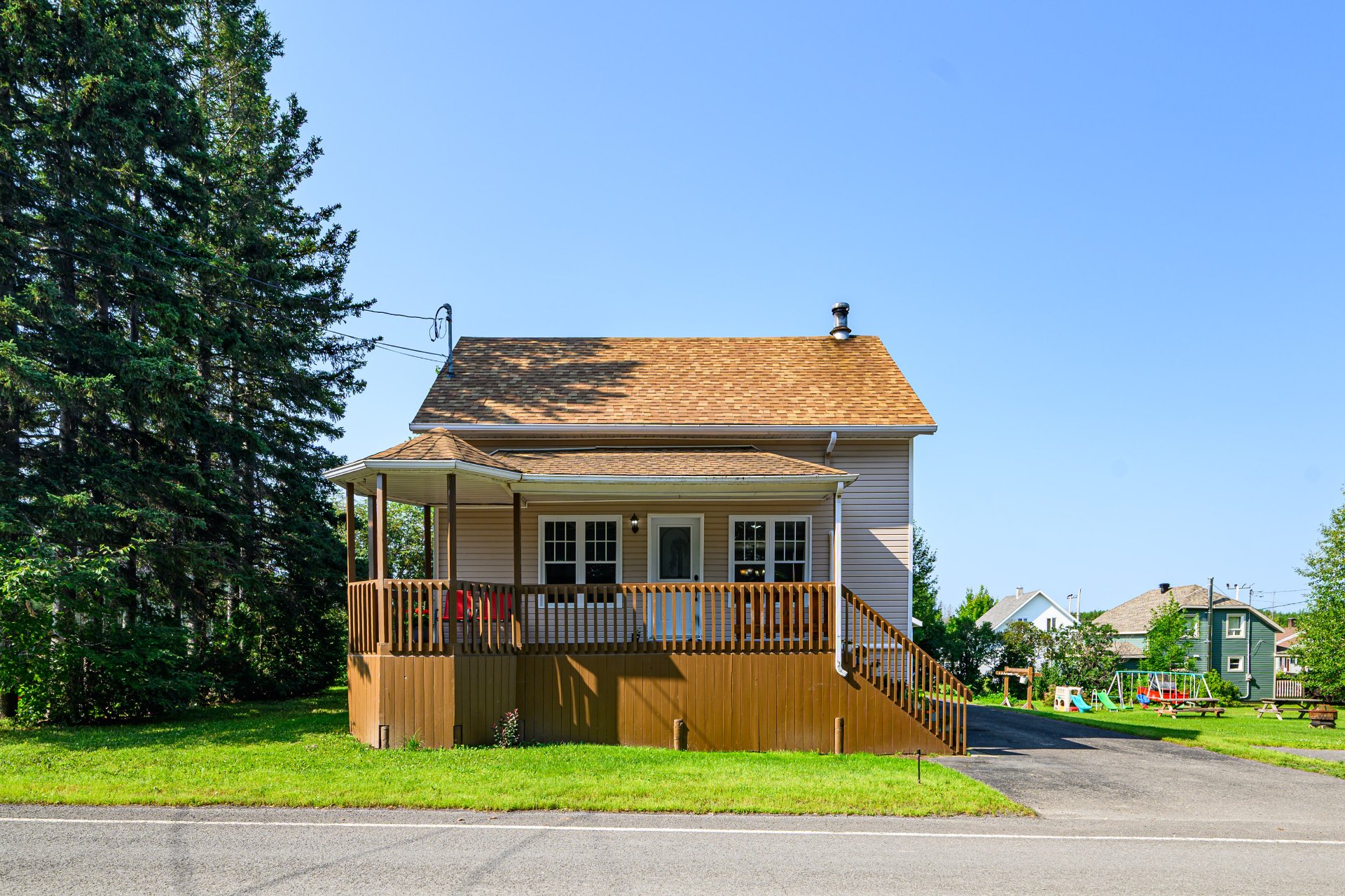 MLS: 22057276