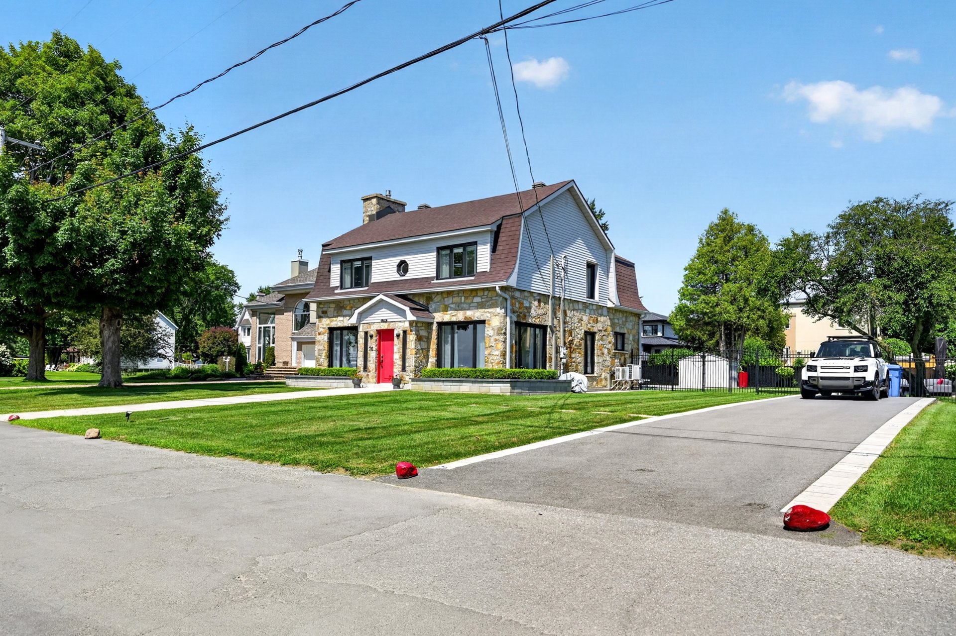 MLS: 16648638