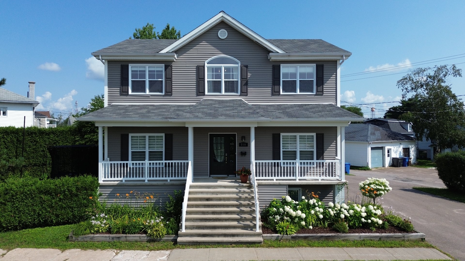 MLS: 26482080