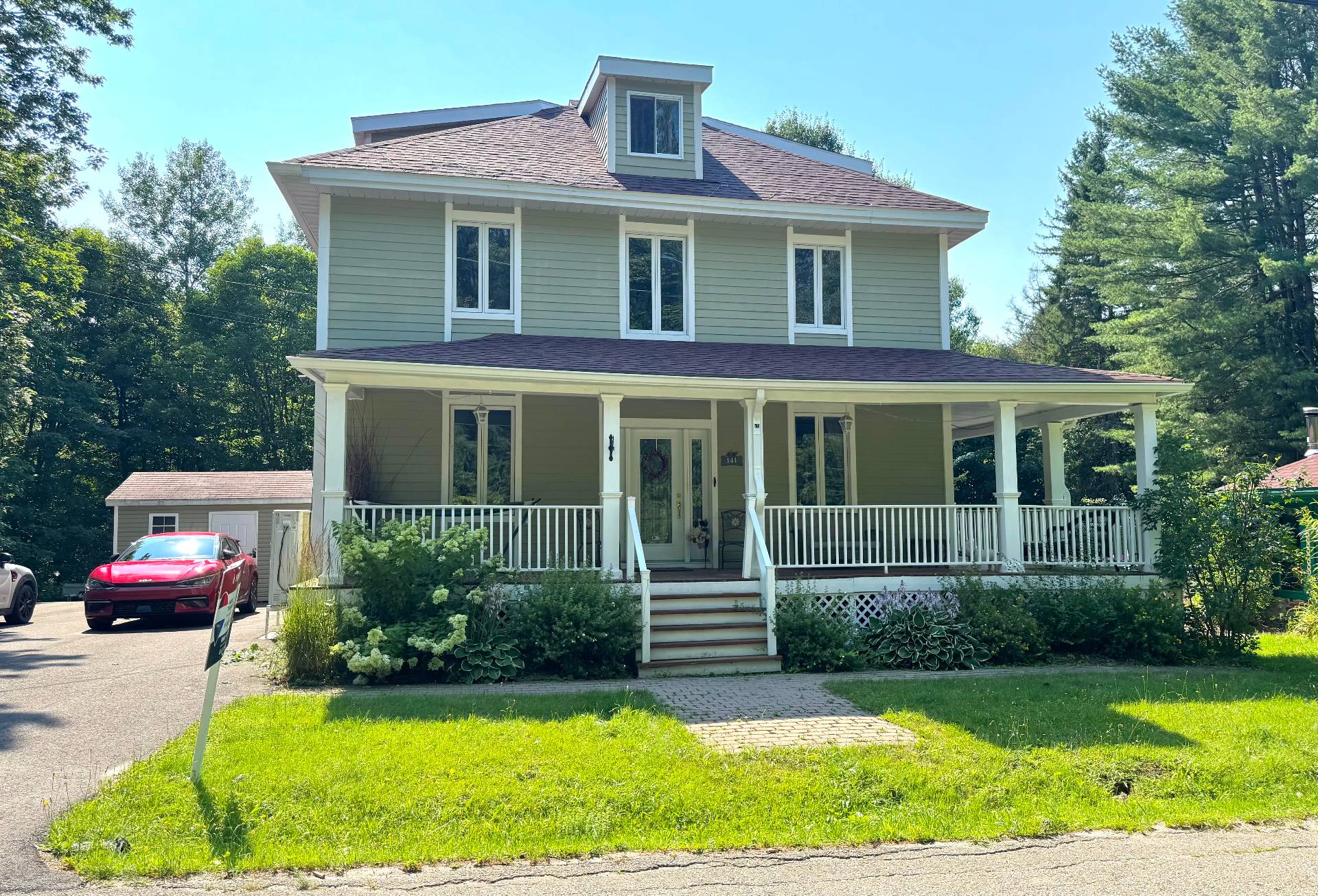 MLS: 27818110
