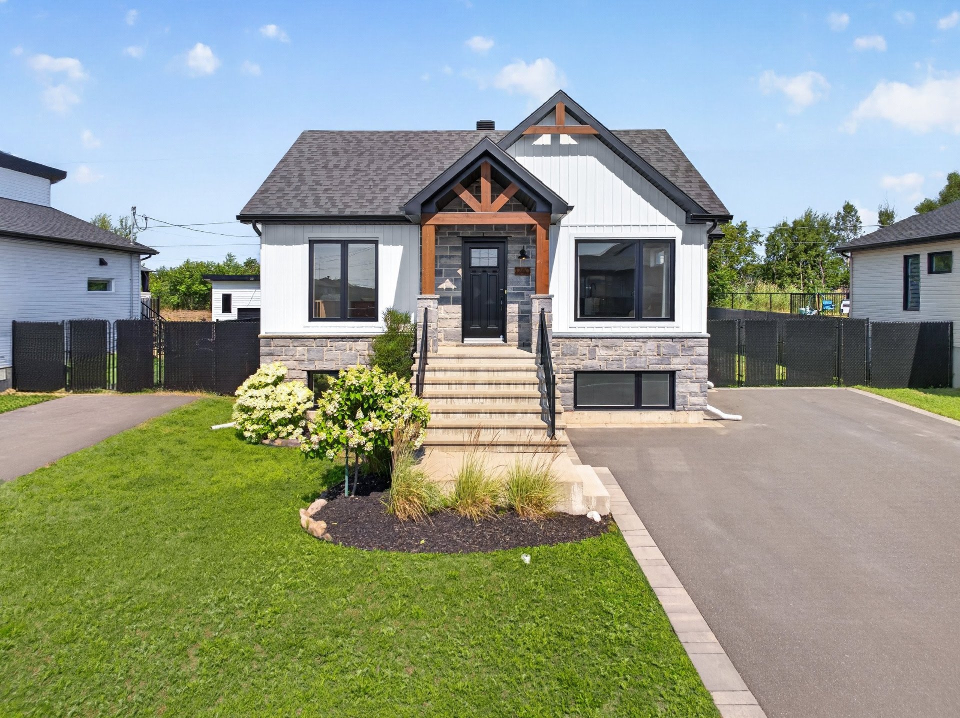 MLS: 16574960