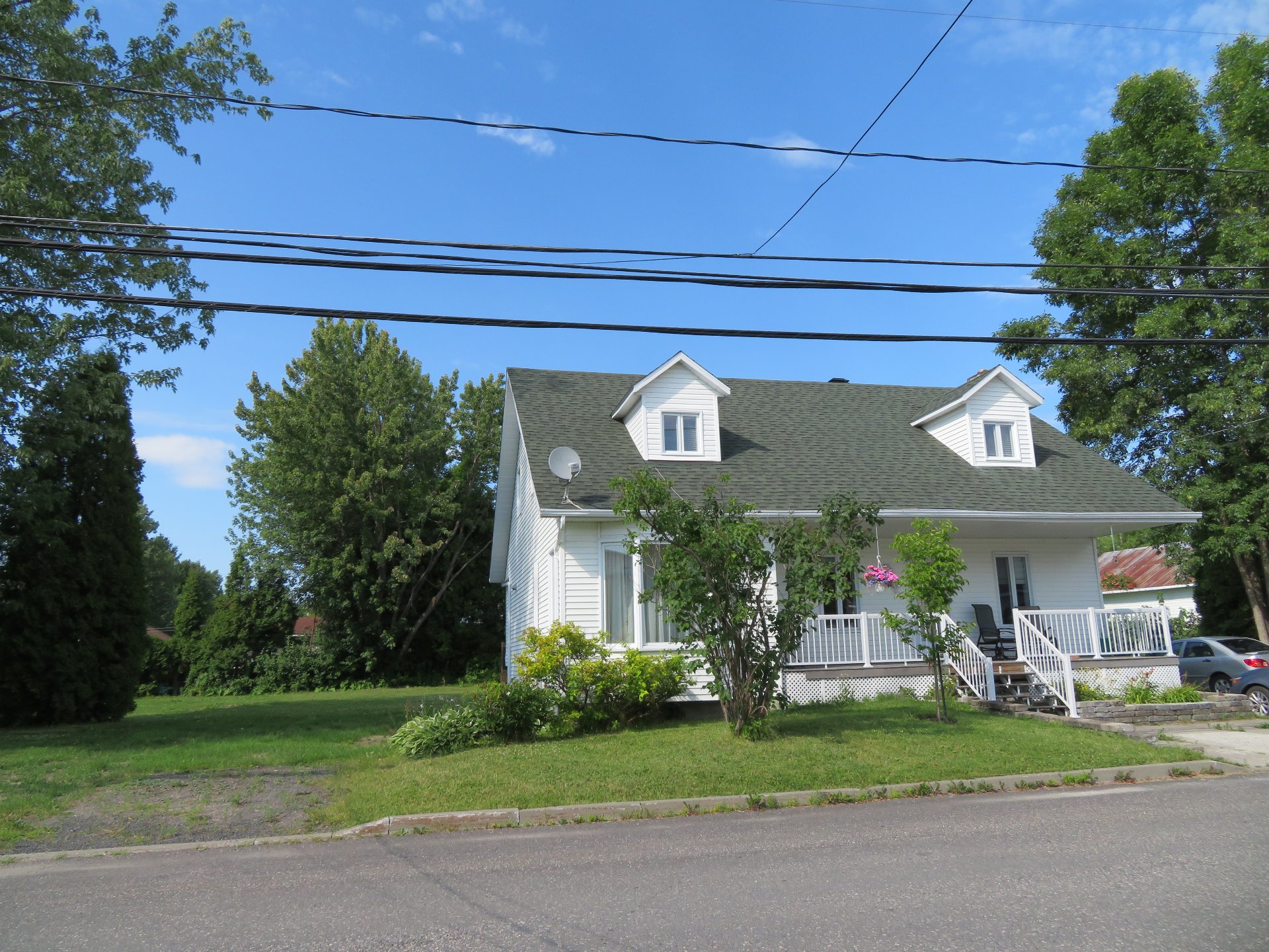 MLS: 19582597