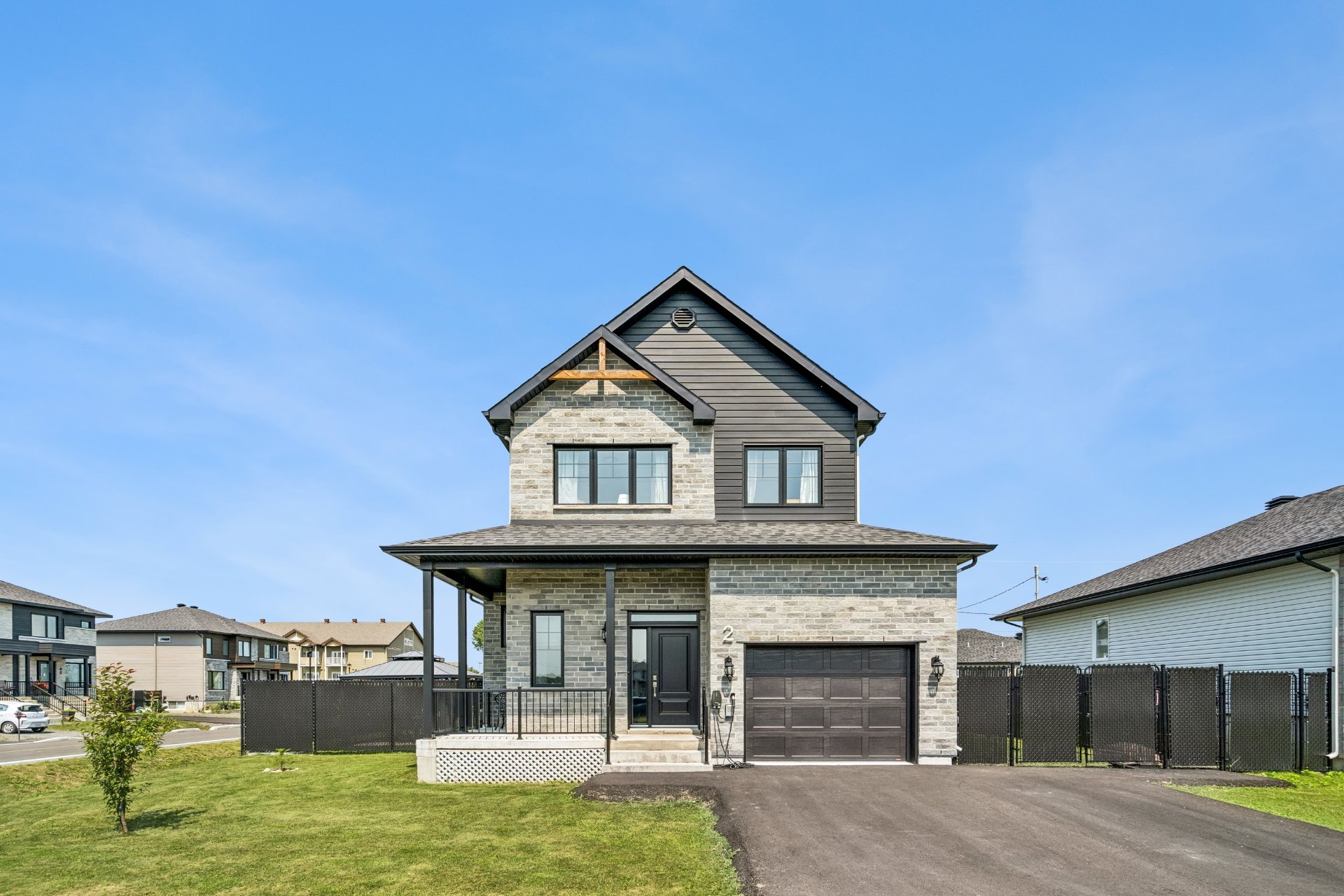 MLS: 16885943