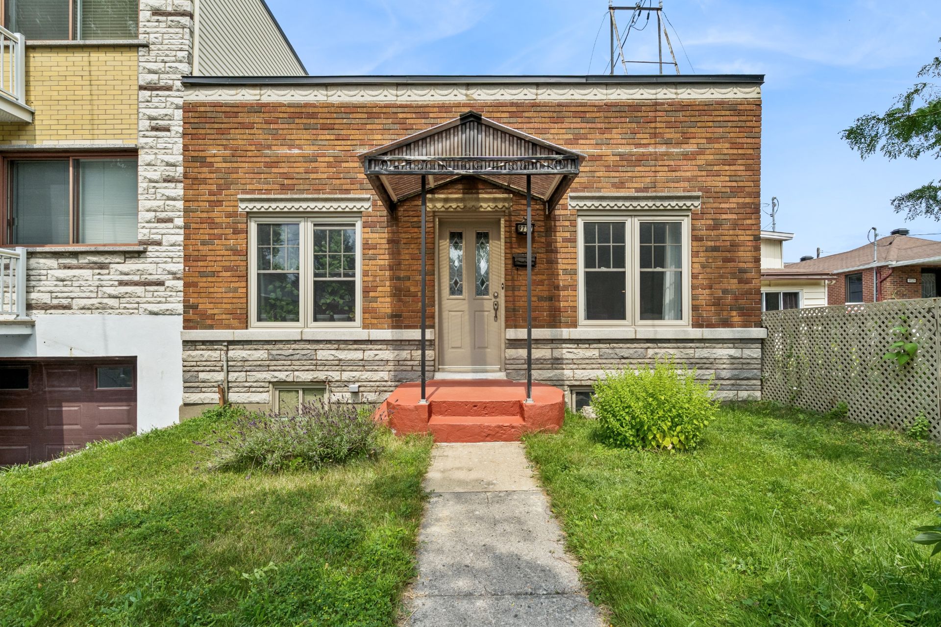 MLS: 24611196
