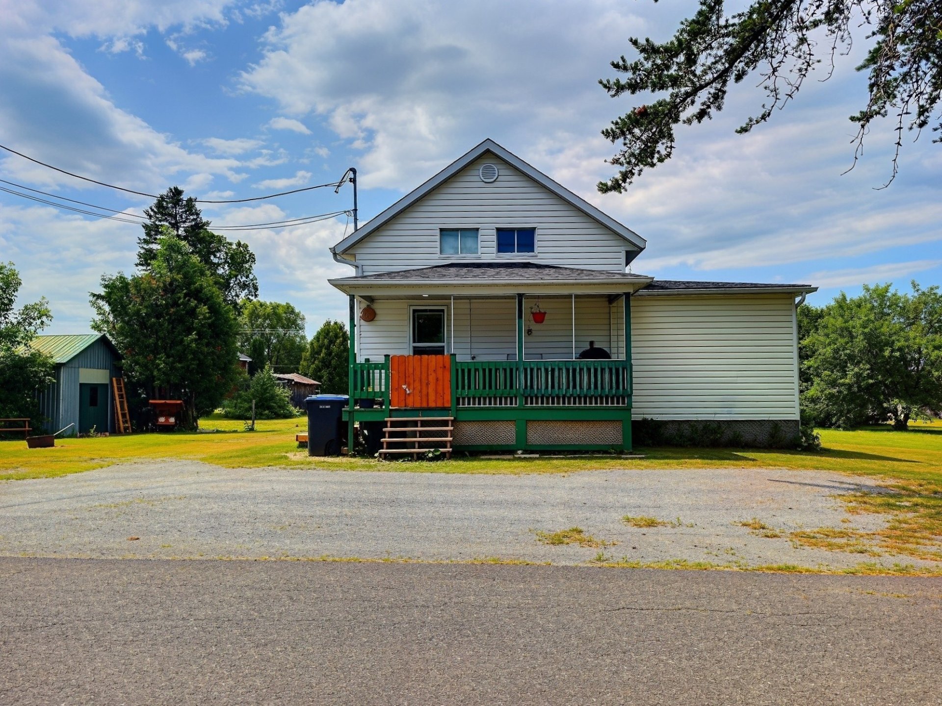 MLS: 18127863