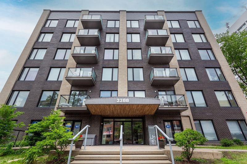 MLS: 24060448
