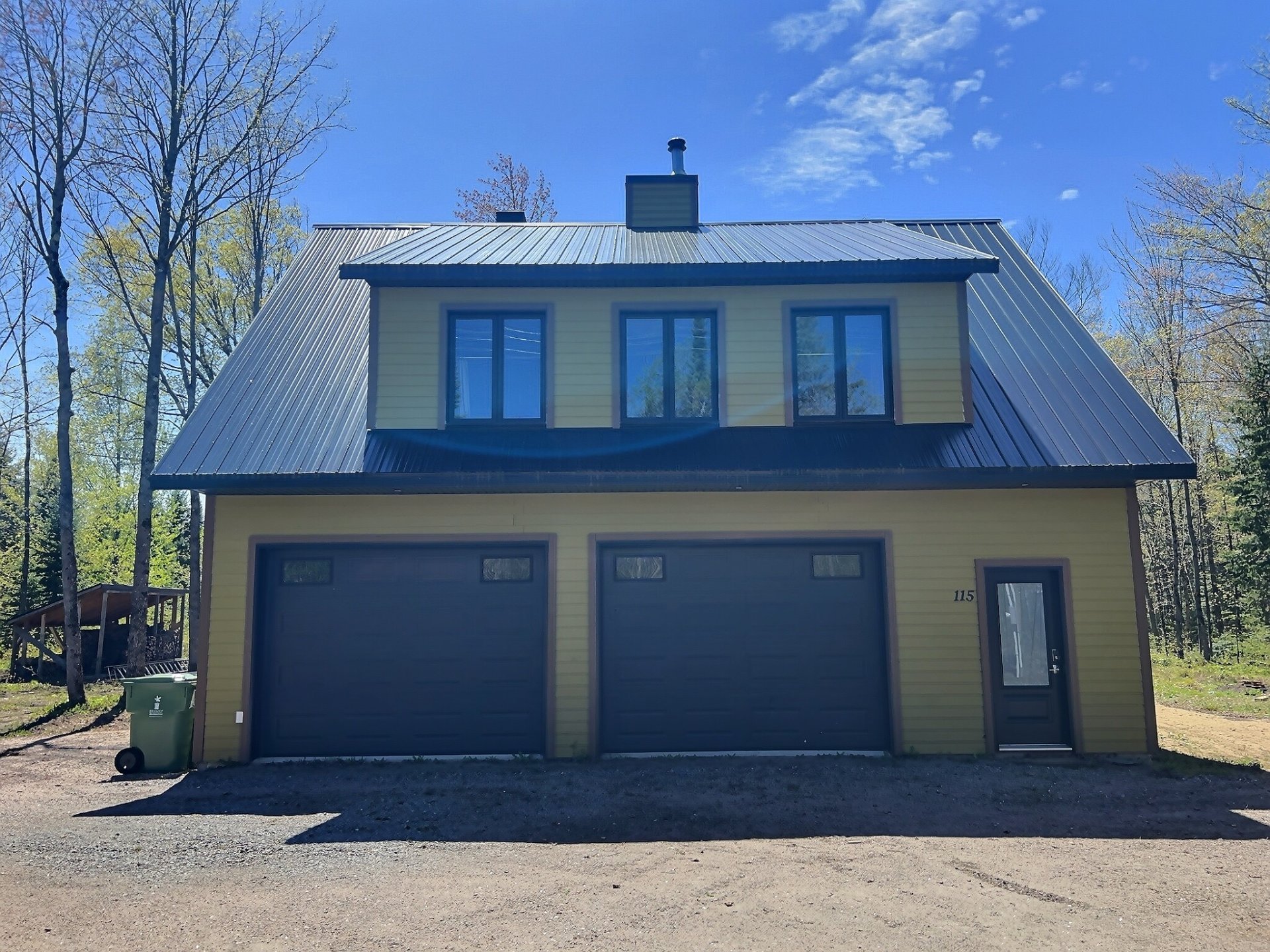 MLS: 25730384