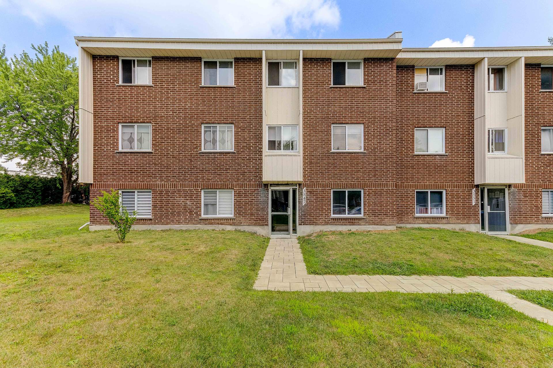 MLS: 28054872