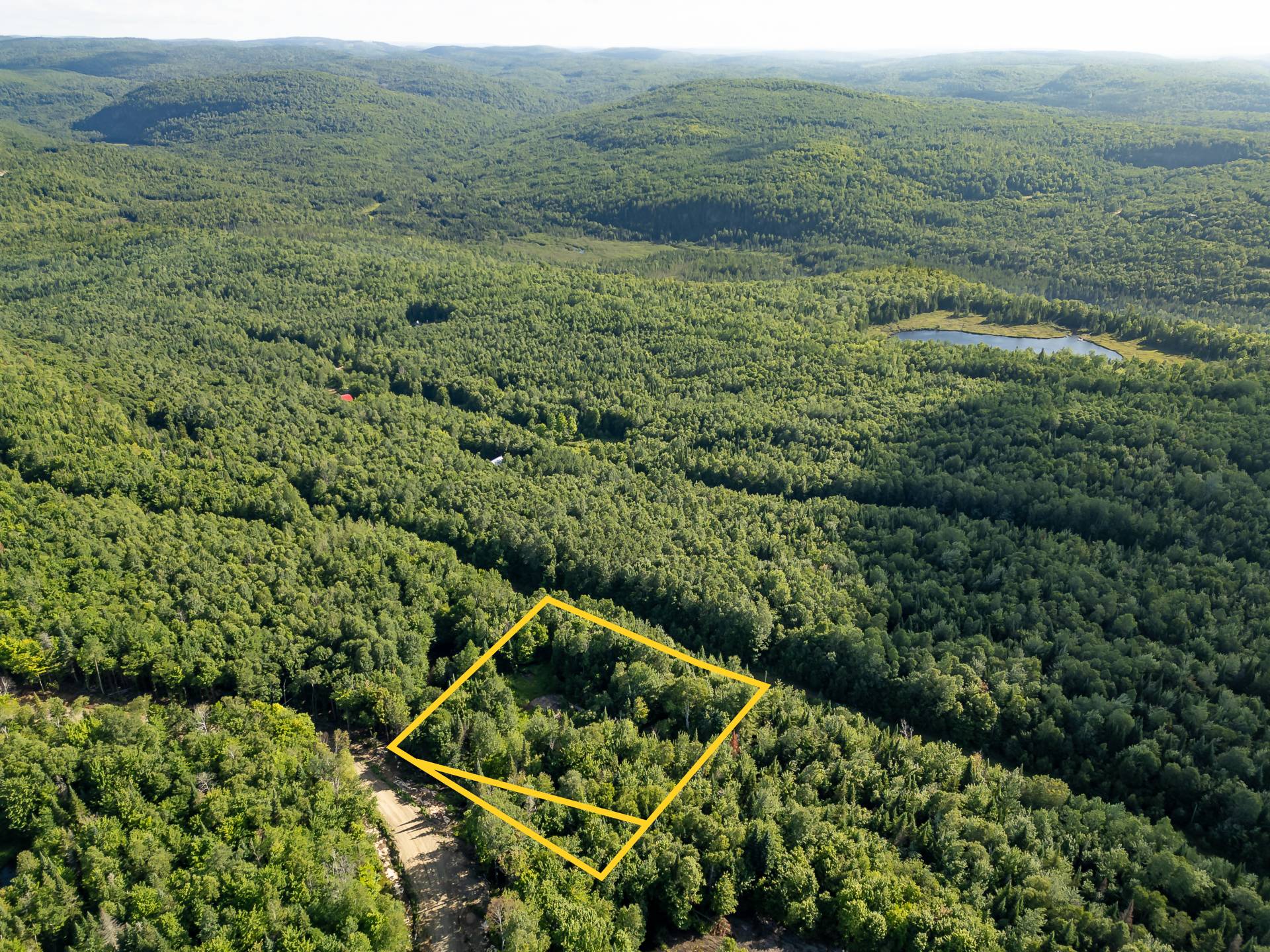 MLS: 22459402