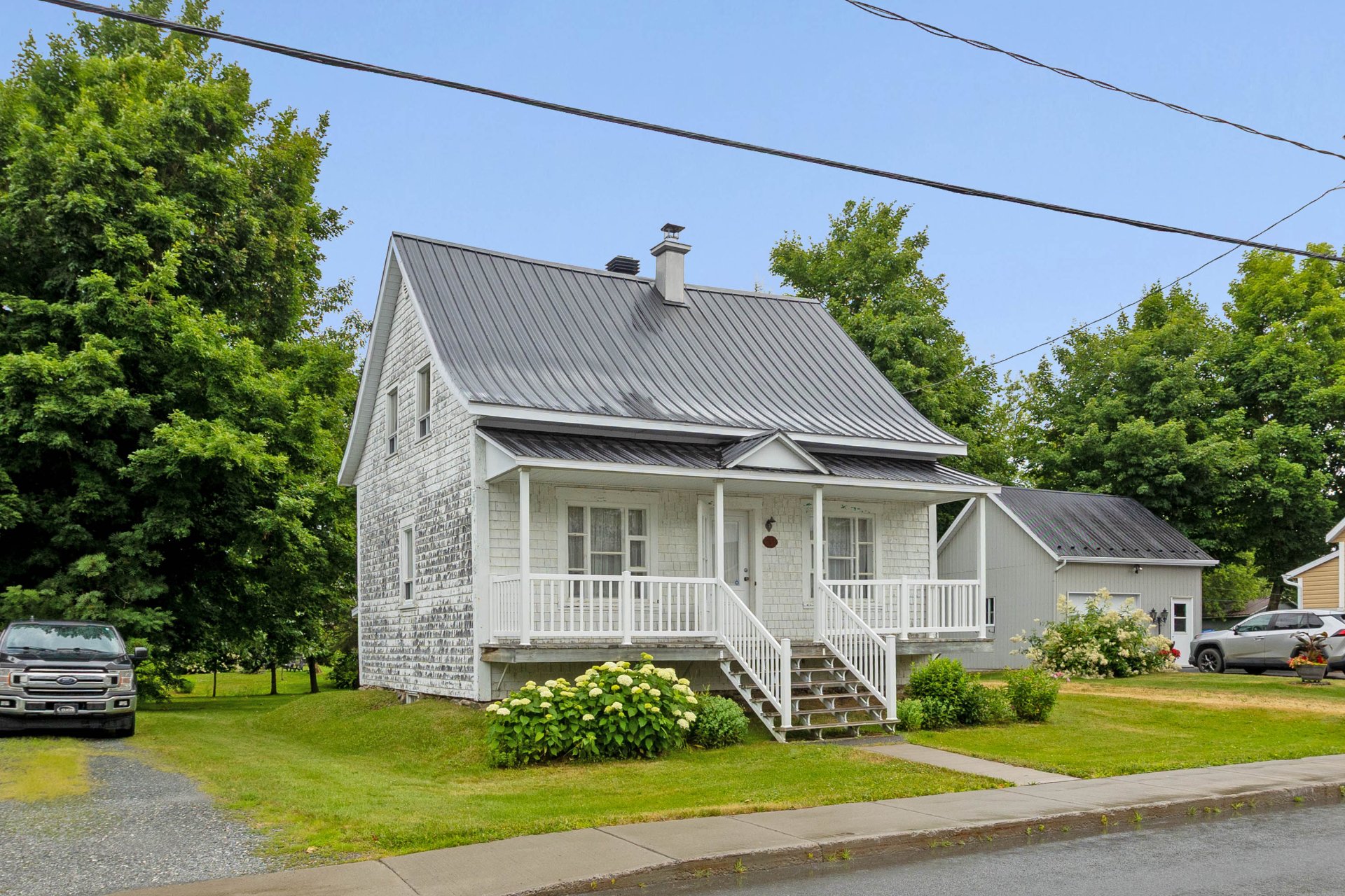 MLS: 15079682