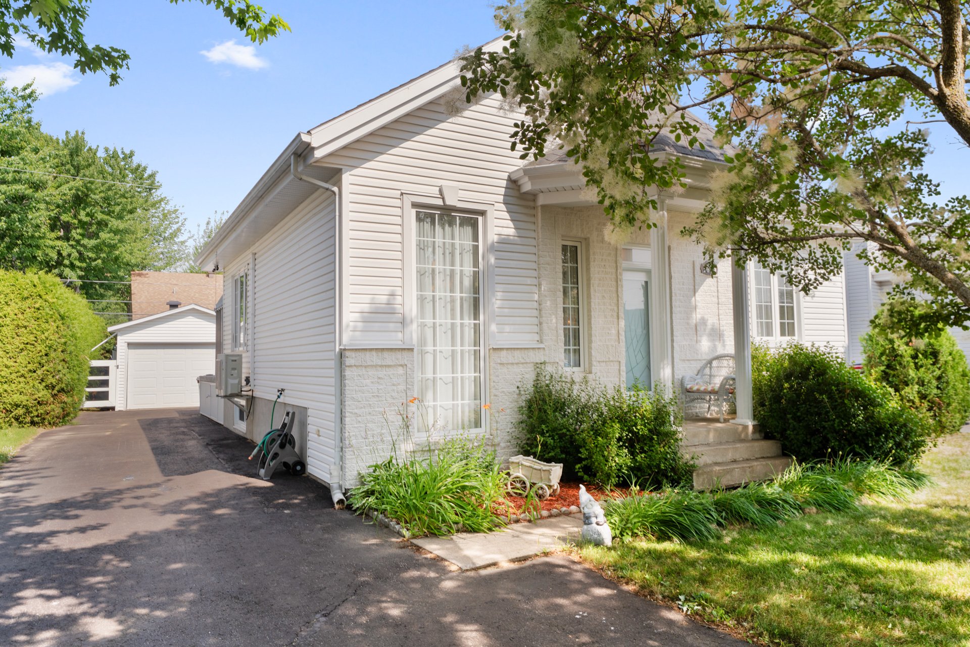 MLS: 16328410
