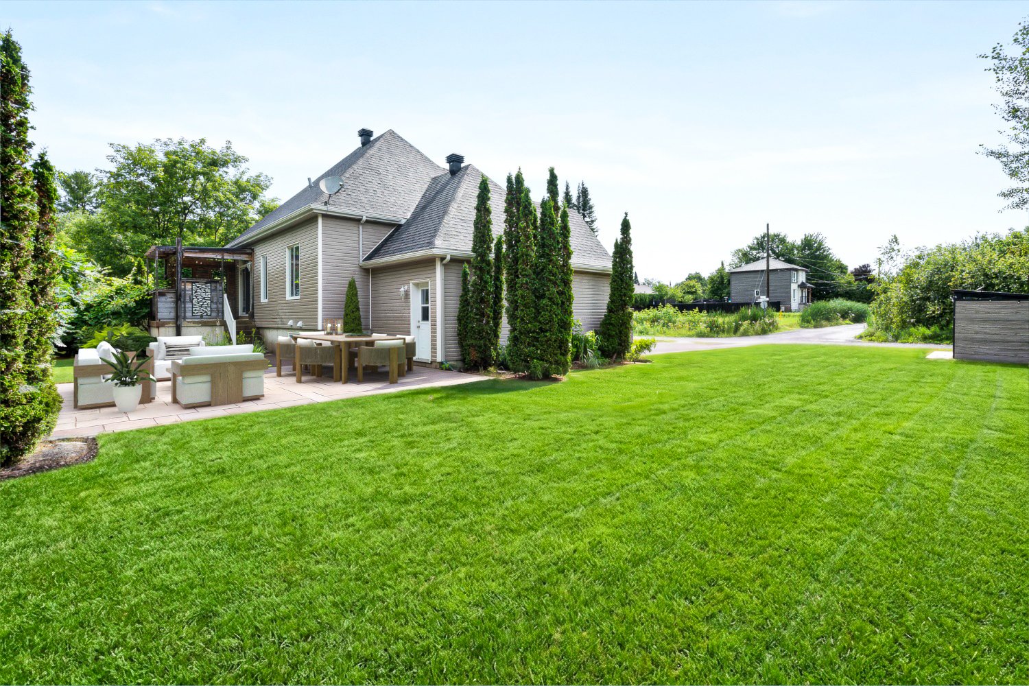 MLS: 19253288