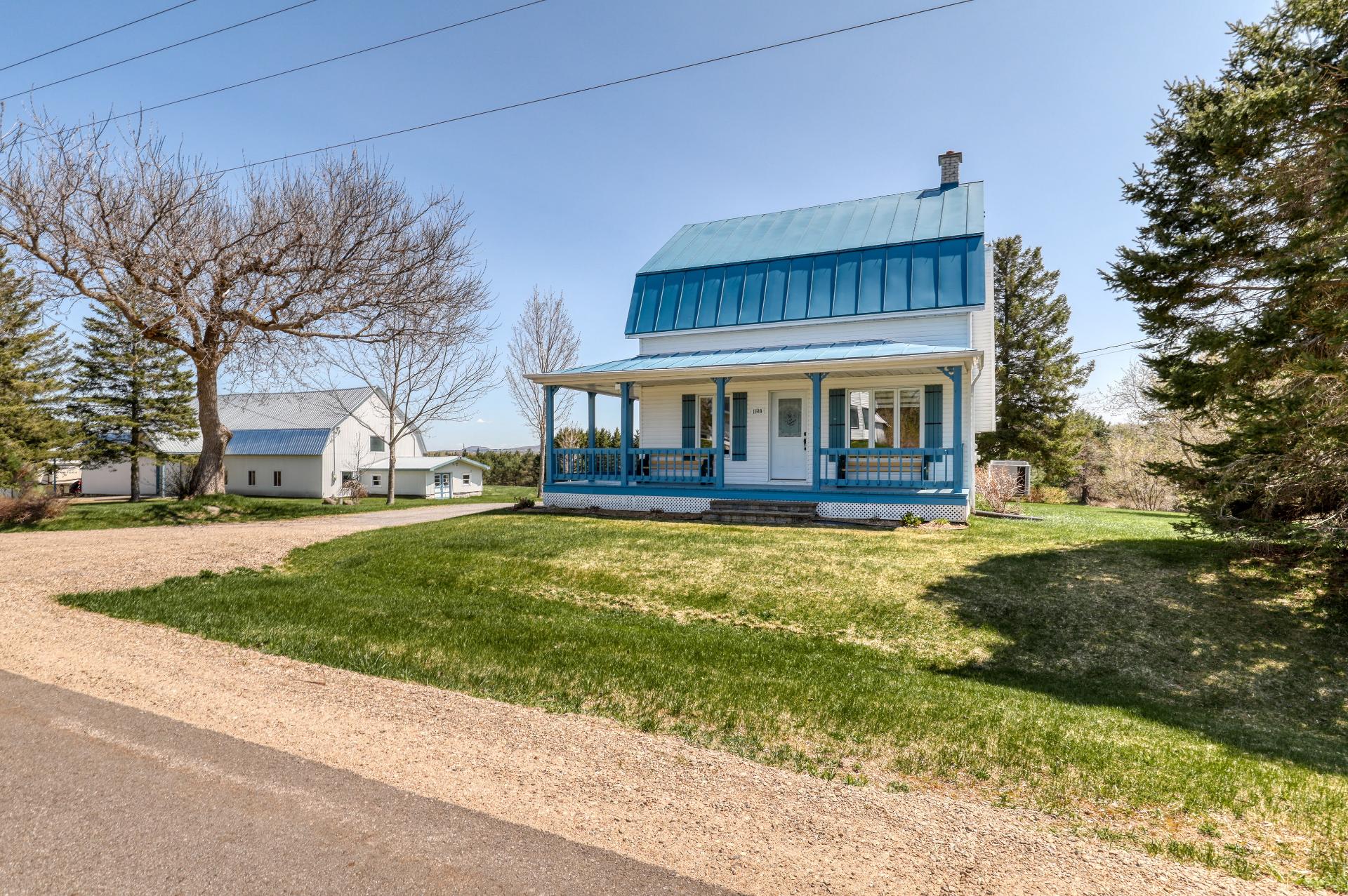 MLS: 17685849