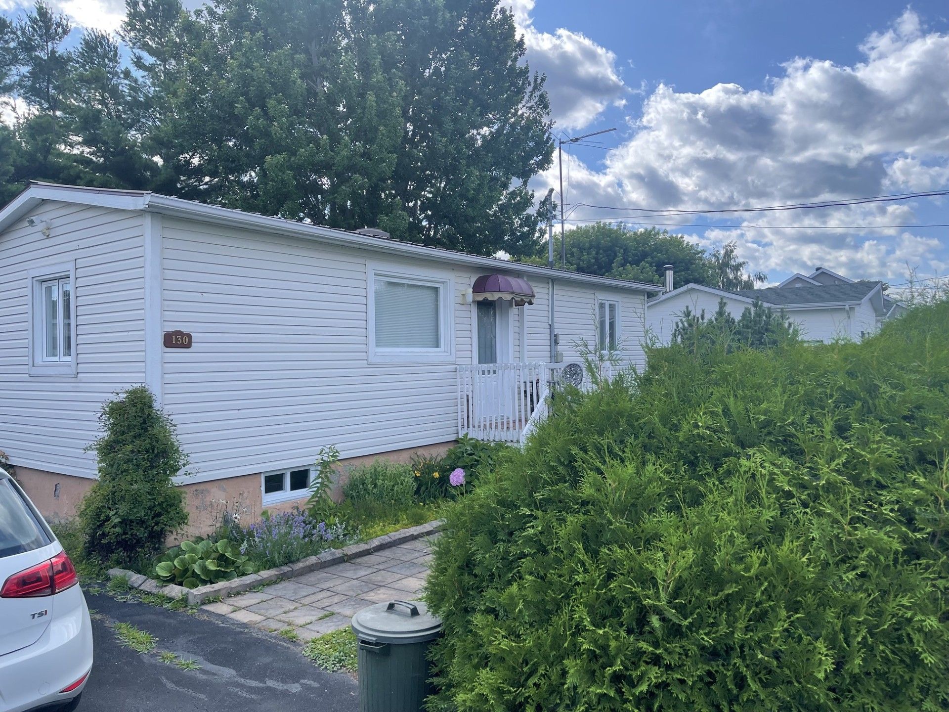 MLS: 28226036