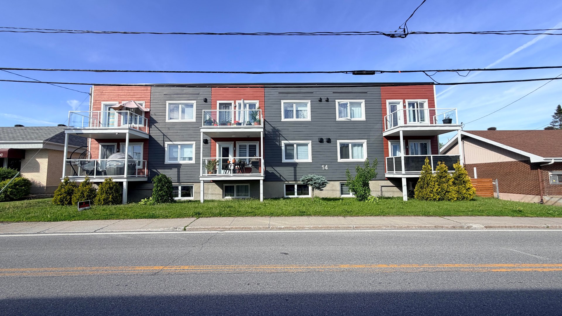 MLS: 23590528