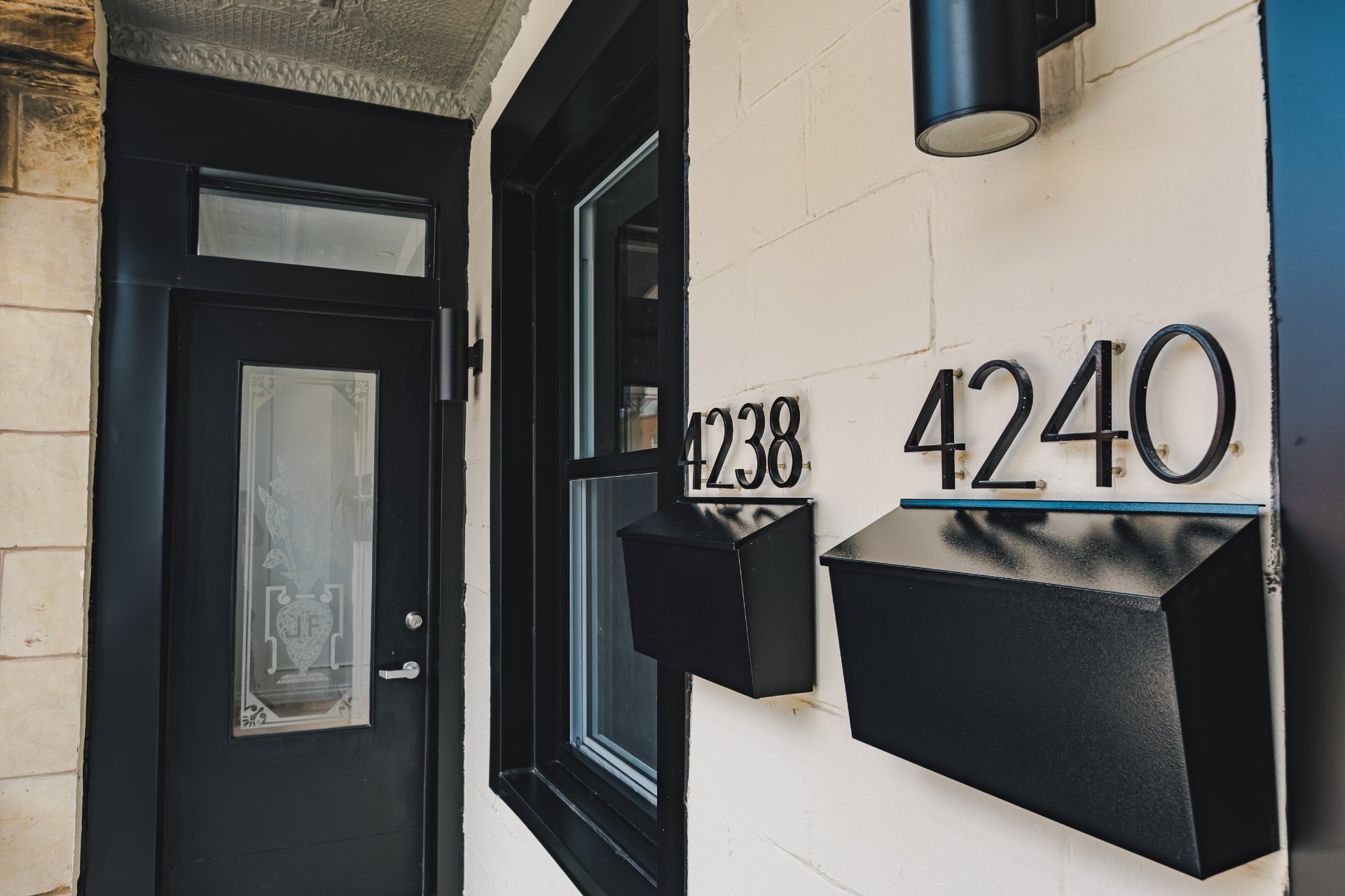 MLS: 27390217