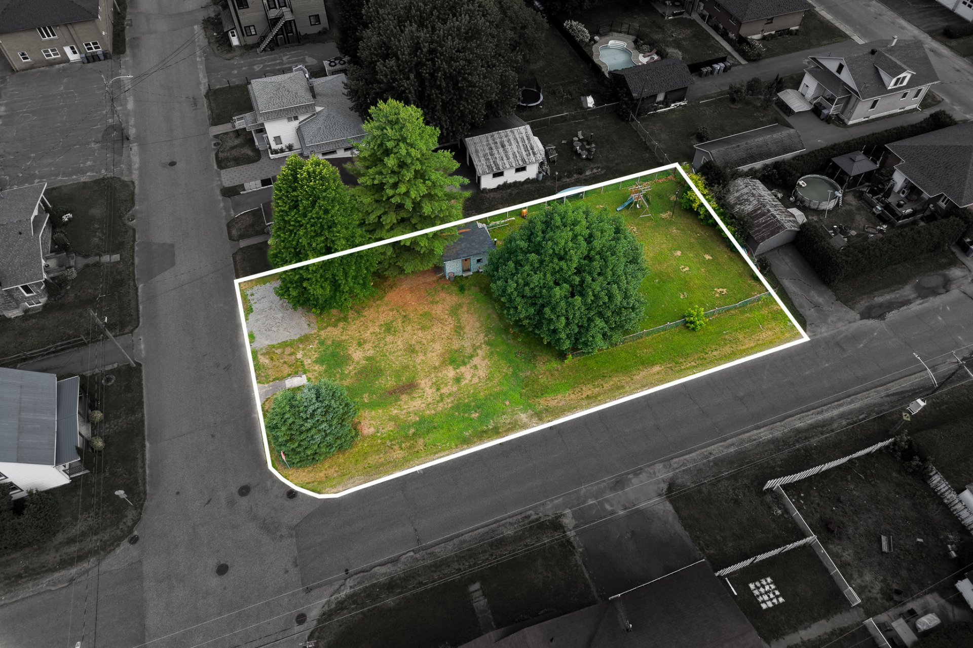 MLS: 28282855