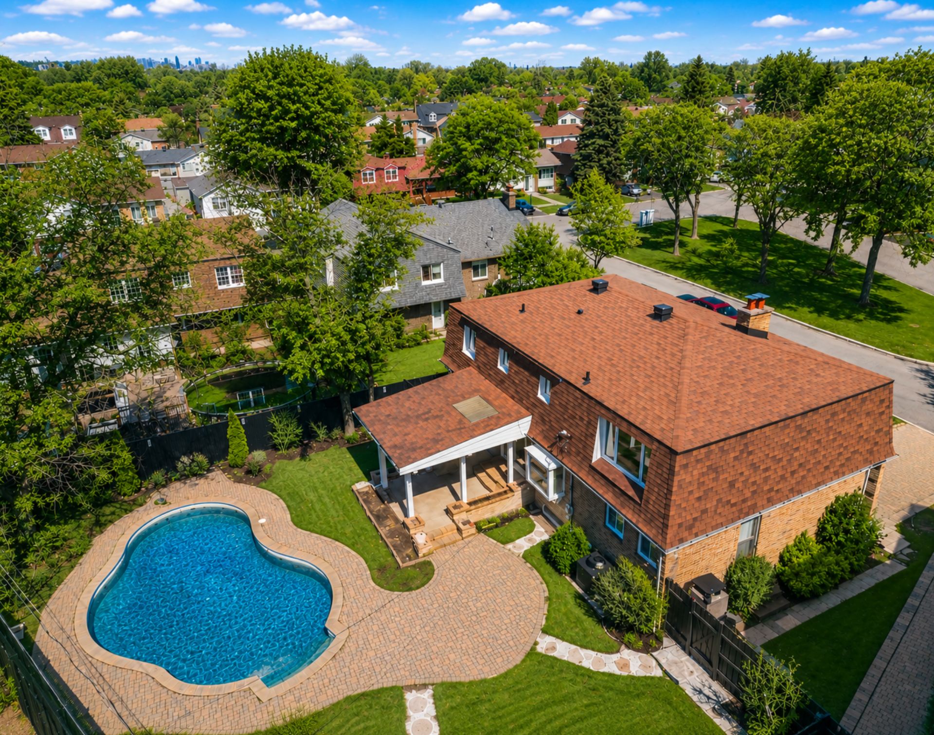 MLS: 26729636