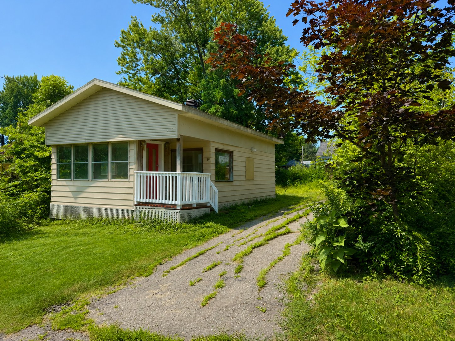 MLS: 26174566