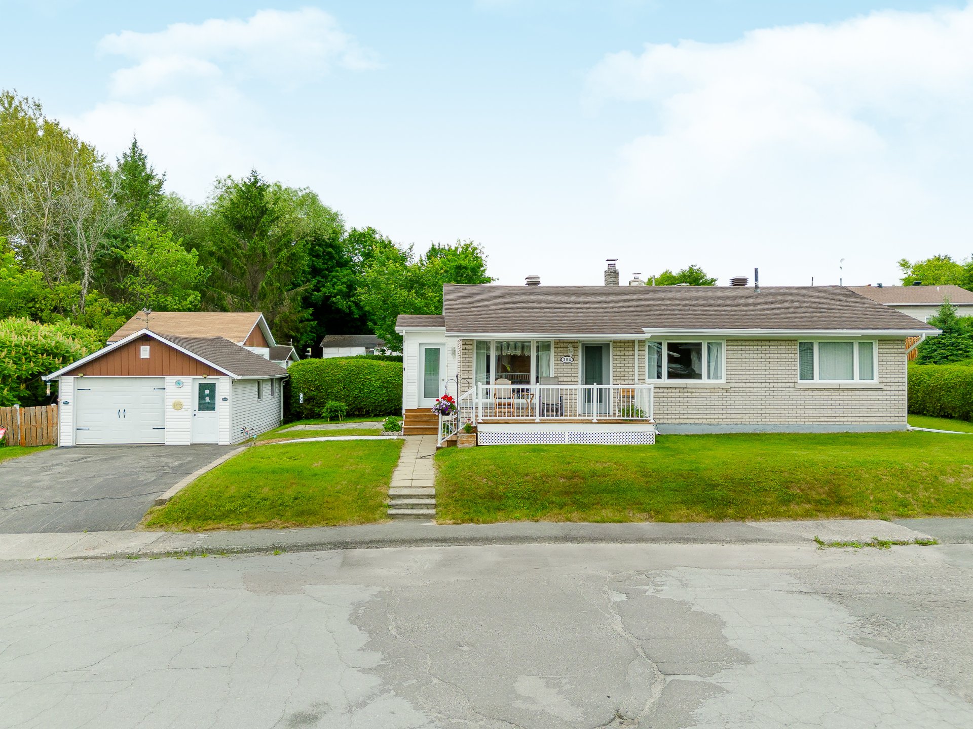 MLS: 10694069
