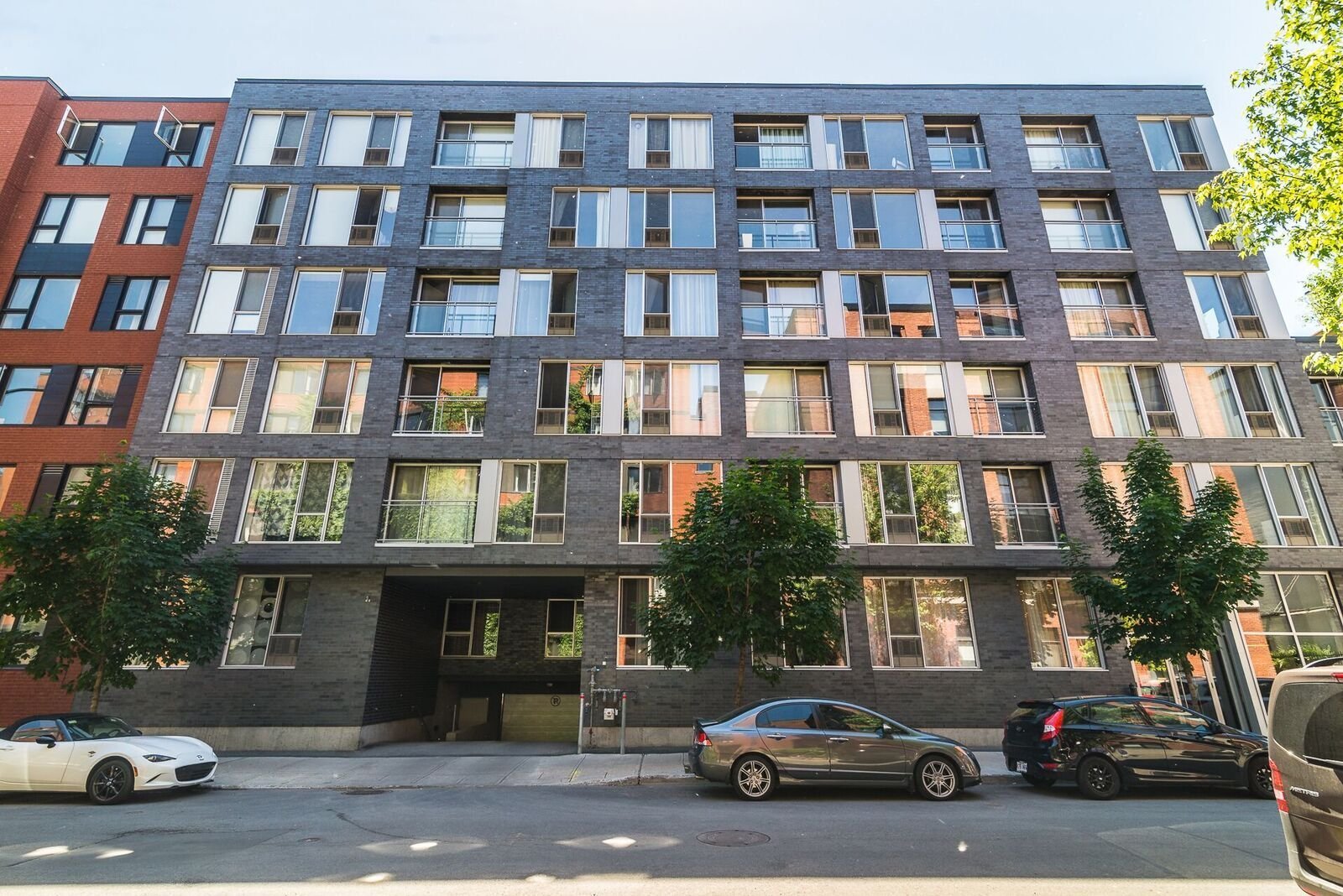 MLS: 18308028