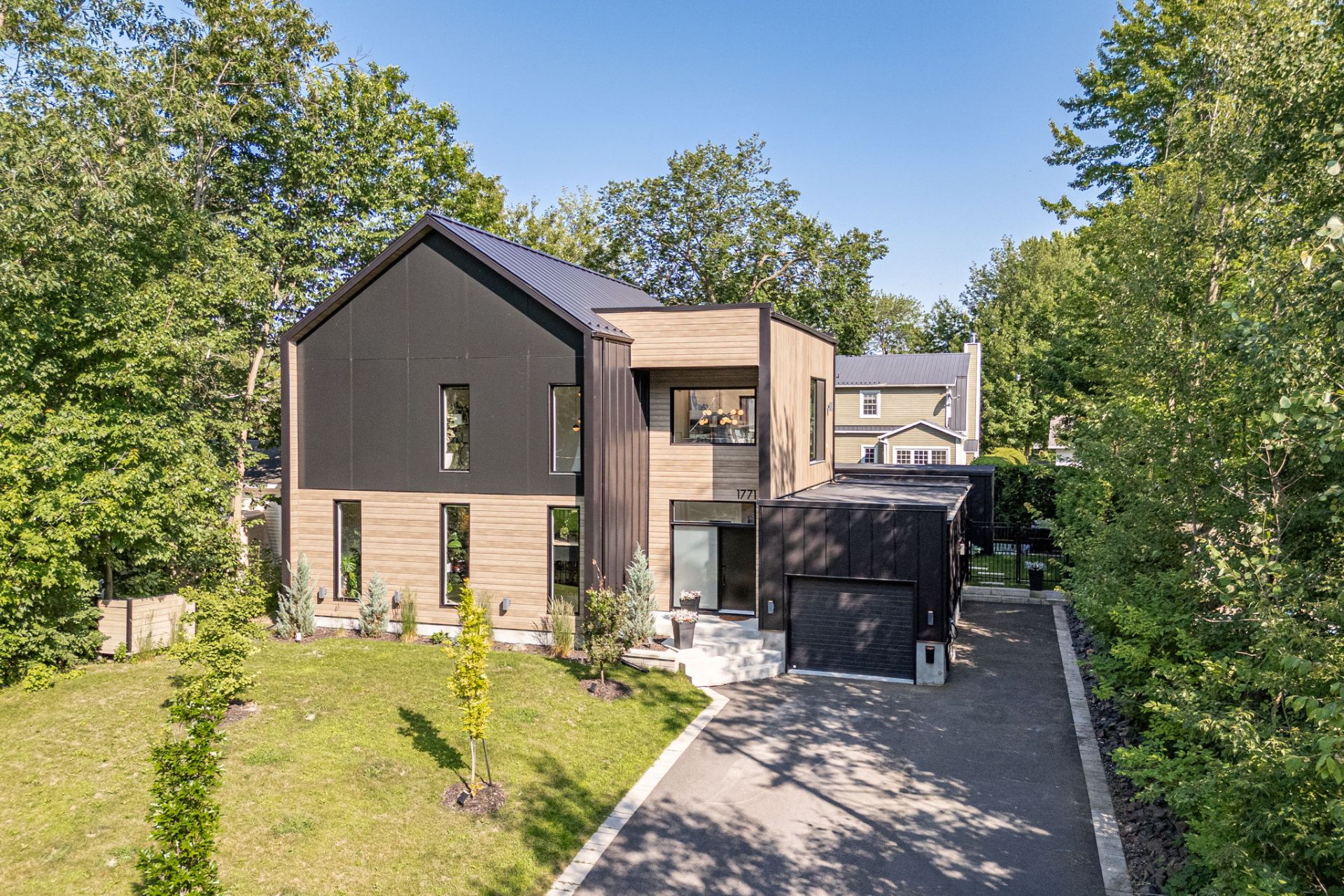 MLS: 17230909